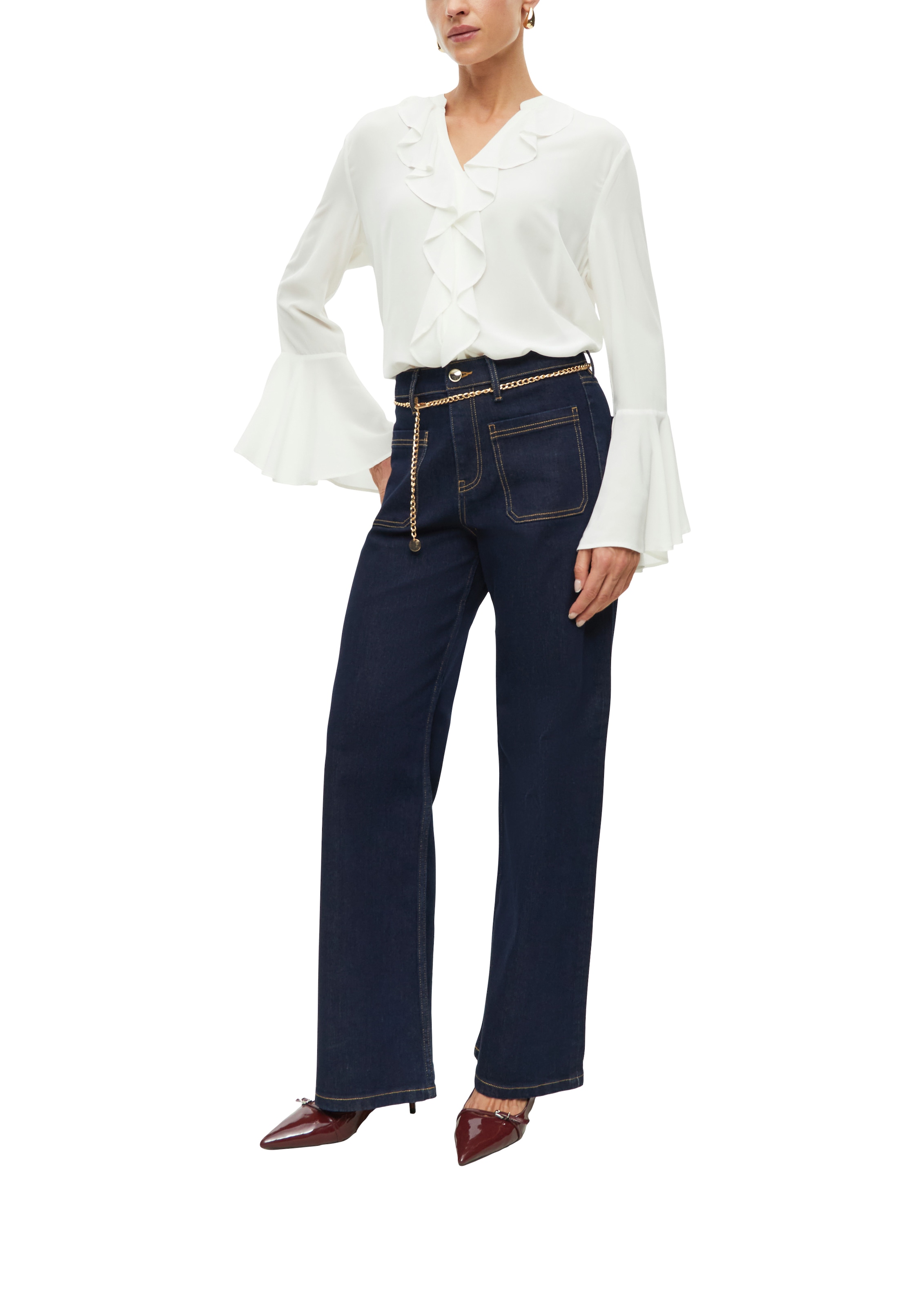 s.Oliver BLACK LABEL Bootcut-Jeans mit aufgesetzten Taschen und Gürtel
