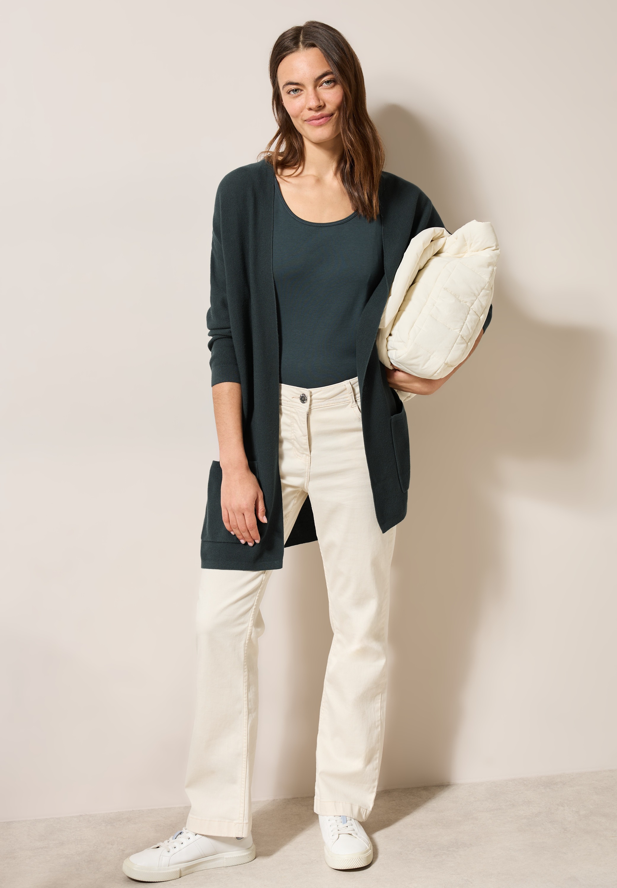 Cecil Cardigan, mit Taschen