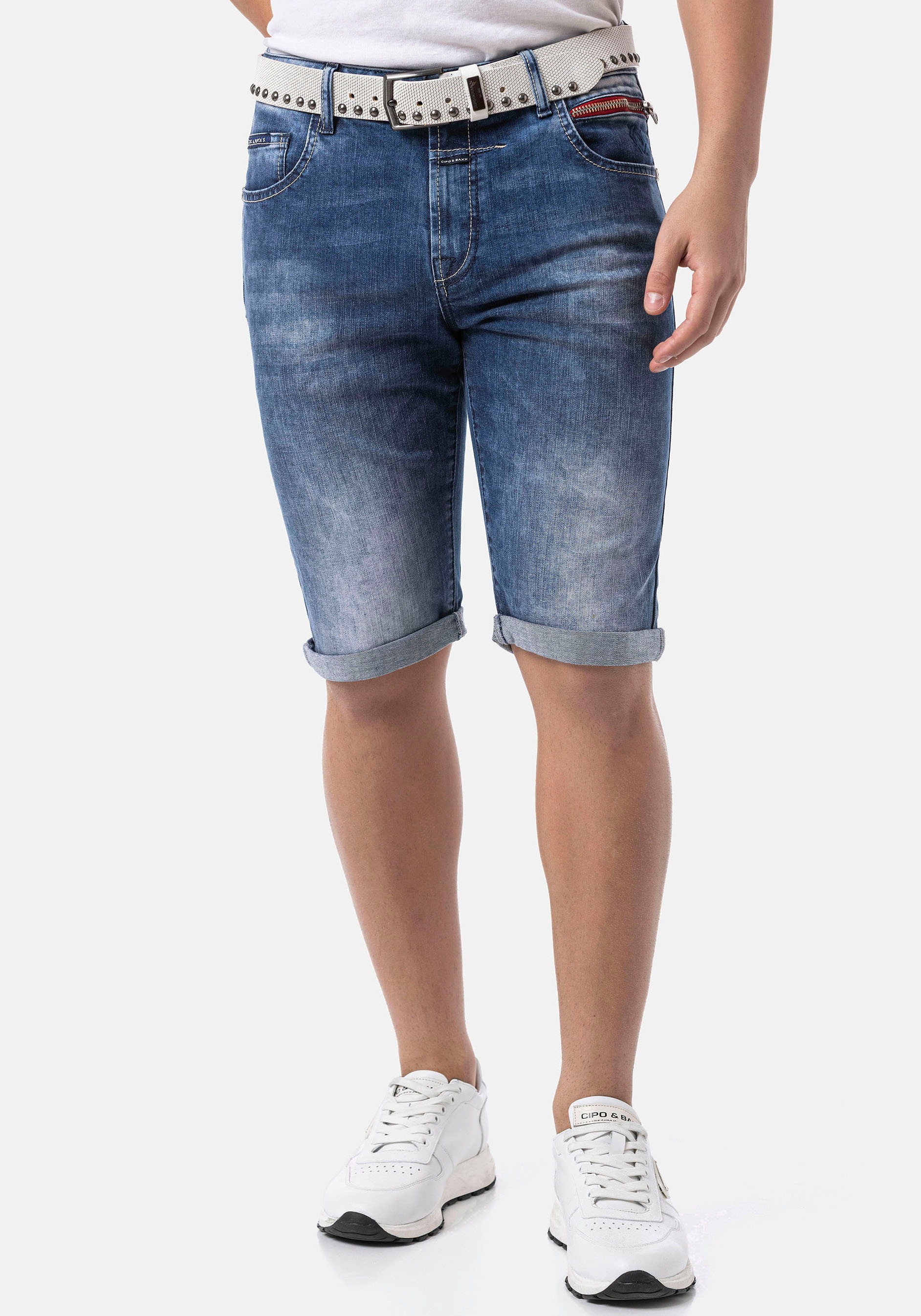 Cipo & Baxx Jeansshorts Baumwollmischung, slim fit günstig online kaufen