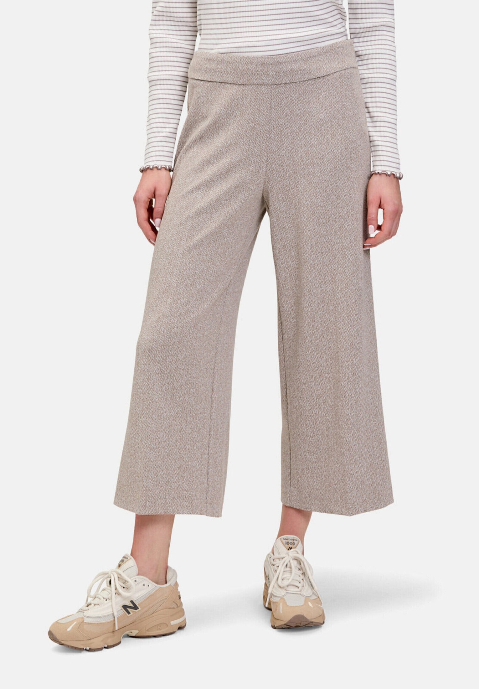 Cartoon Culotte »Damen mit Bügelfalte«