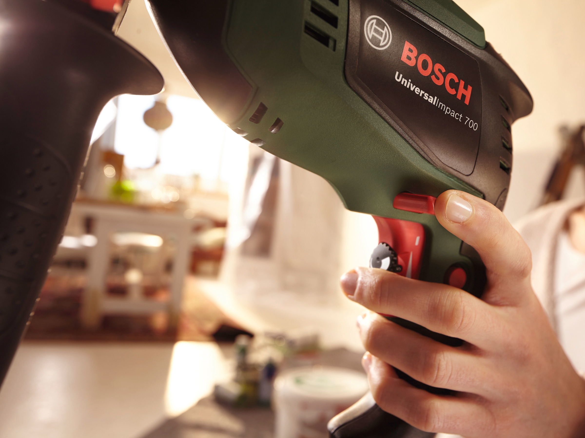 Bosch Home & Garden Schlagbohrmaschine »UniversalImpact 700«