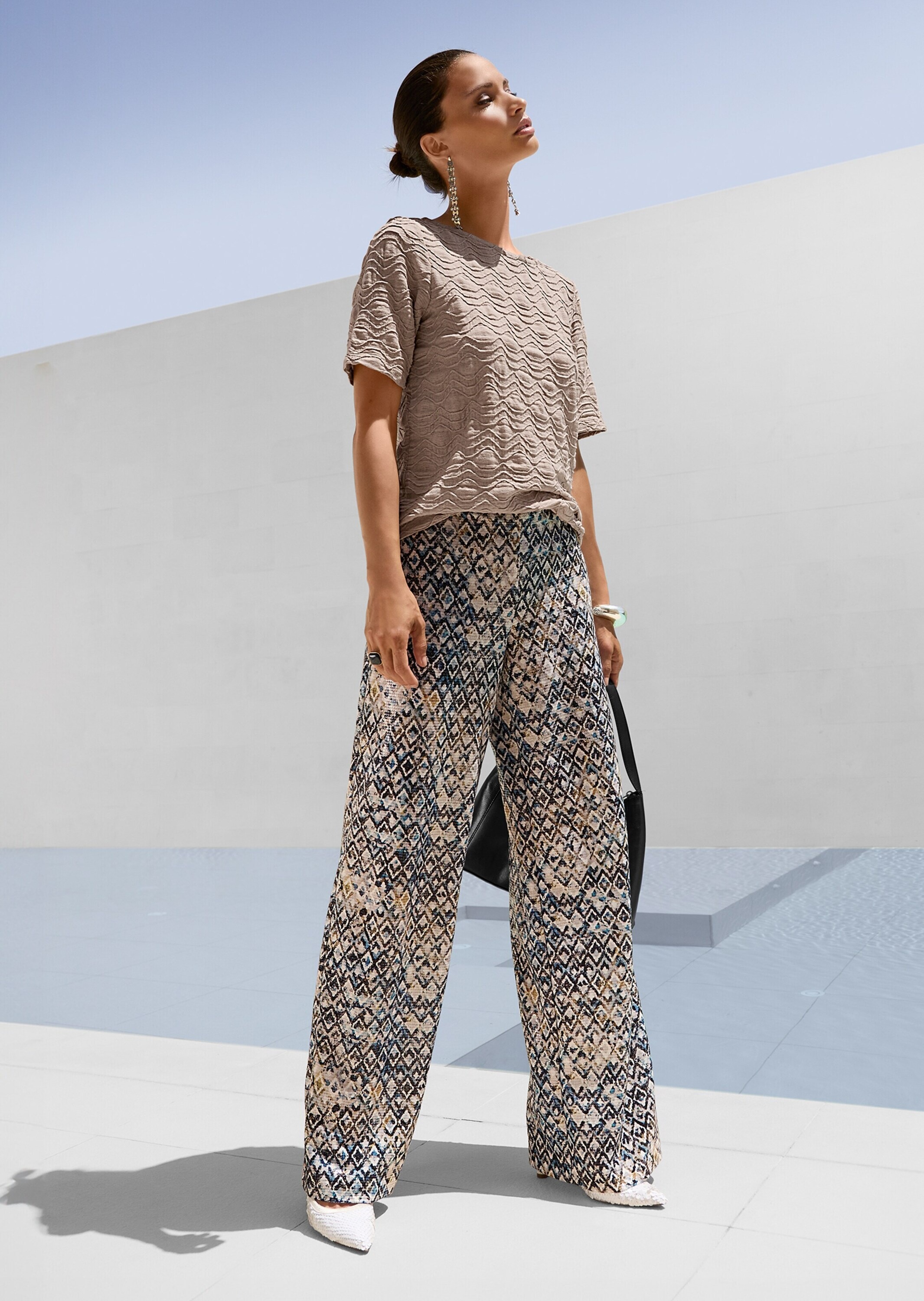 MADELEINE Bügelfaltenhose "Hose Weite Bügelfalten-Hose mit Pailletten" günstig online kaufen