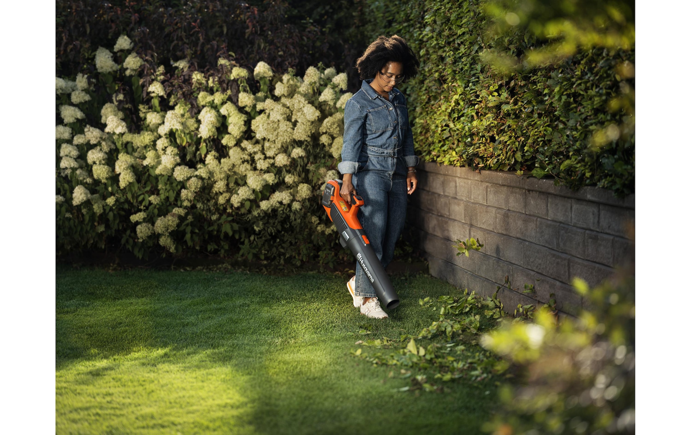 Husqvarna Akku-Laubbläser »122iB« Handlicher Gartenbläser mit Akkubetrieb