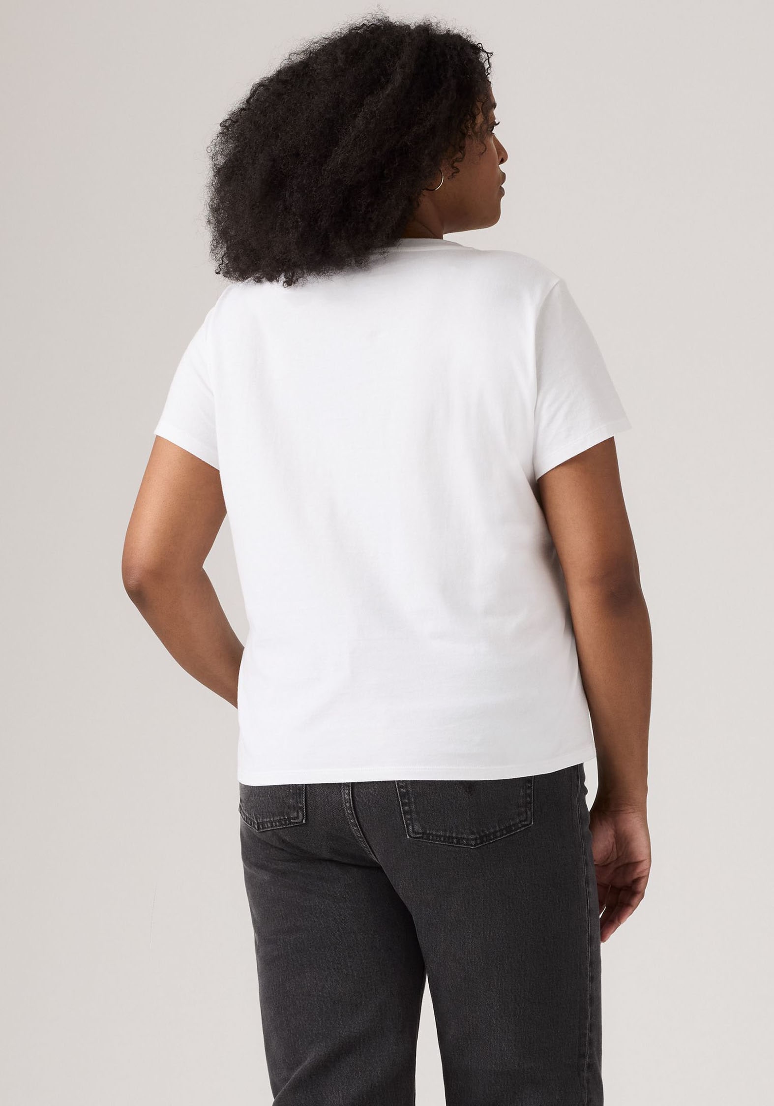 Levi's® Plus T-Shirt »Perfect Tee«, mit Batwing-Logo