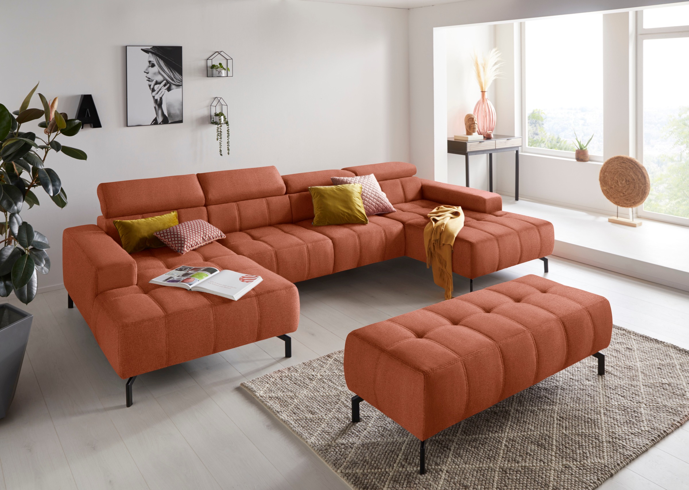 DOMO collection Wohnlandschaft »Cunelli tolle Sitznähte als Designelement, fester Sitzkomfort, U-Form«, wahlweise mit Kopfteilverstellung, bodenfrei