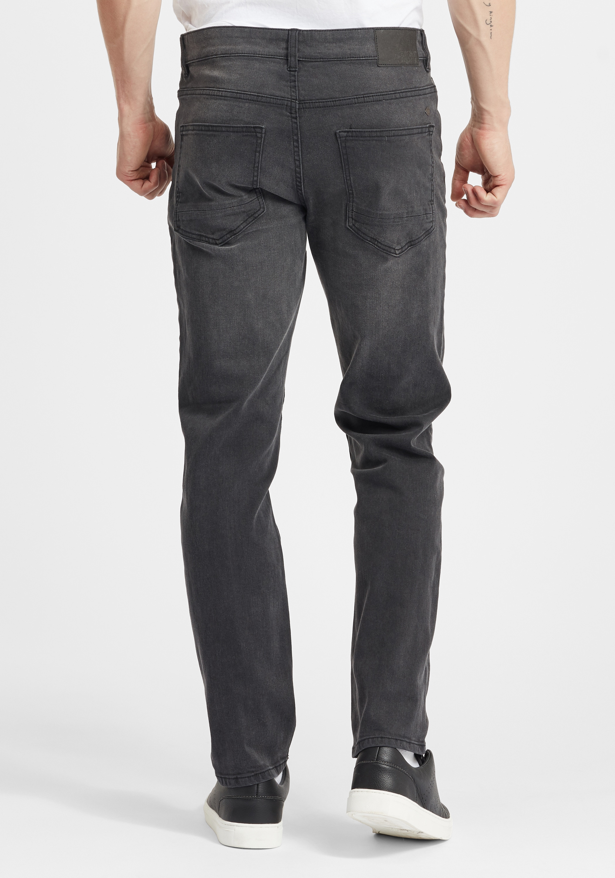 !Solid Bequeme Jeans »Jeans SDFynn«