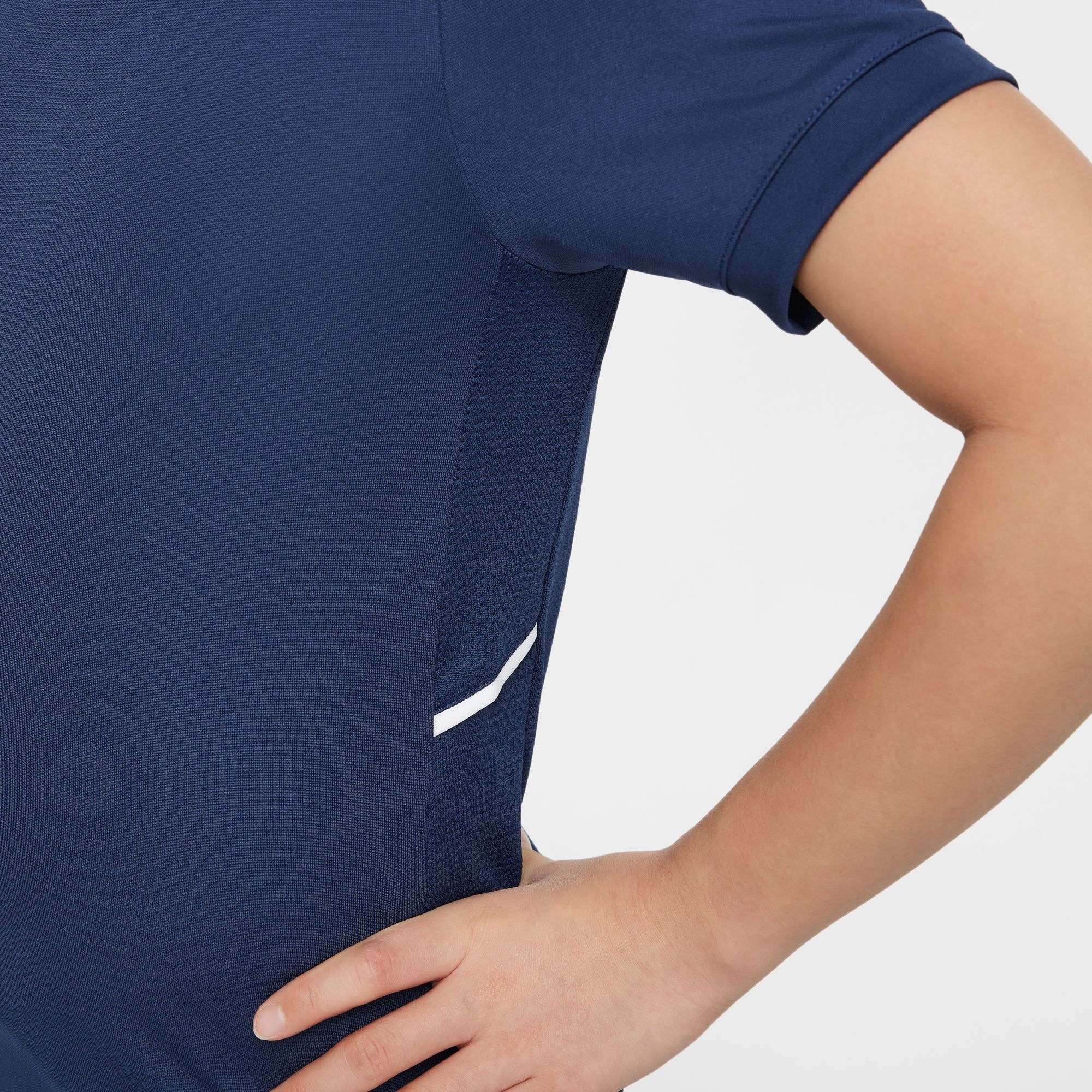 Nike Trainingsshirt »Nike Academy Big Kids' Dri-FIT Soccer Top« für Jugendliche, sportlicher Stil, atmungsaktiv, schnell trocknend