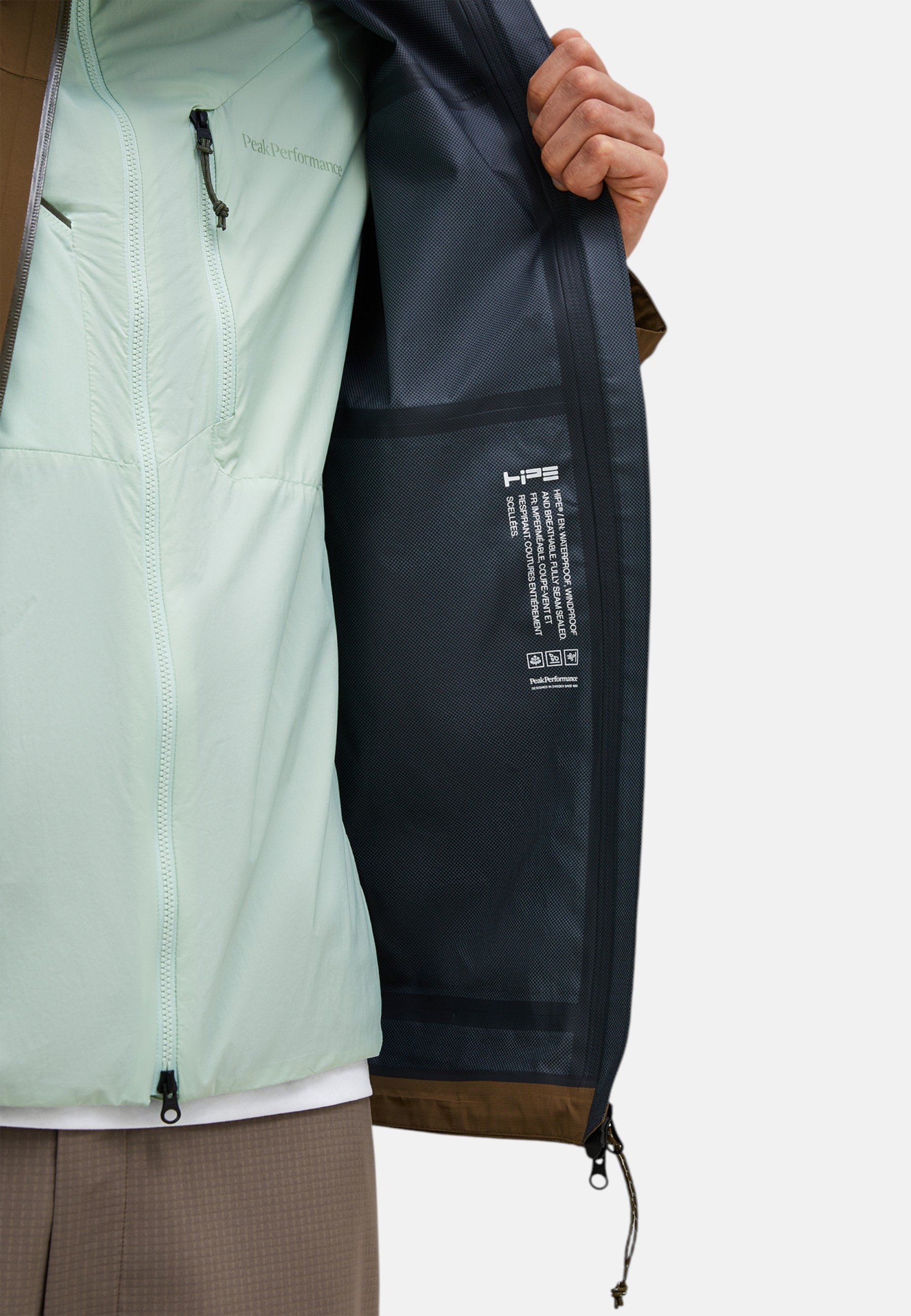 Peak Performance Regenjacke »M Treeline Hipe® 2.5l Shell Jacket« mit sportivem Design
