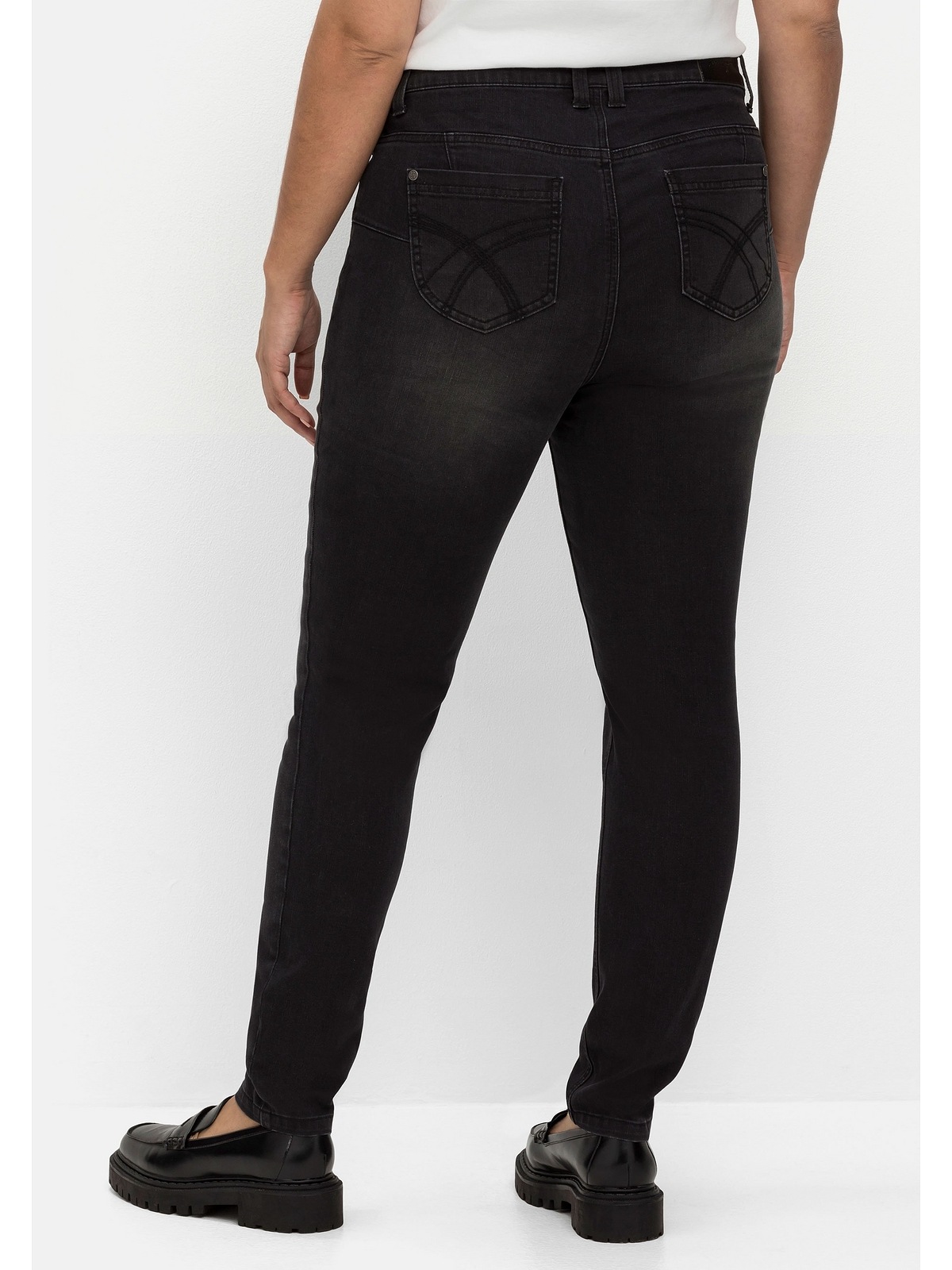 Sheego Stretch-Jeans »Große und für | sehr schmale BAUR kaufen Größen«, für Bauch mehr Beine