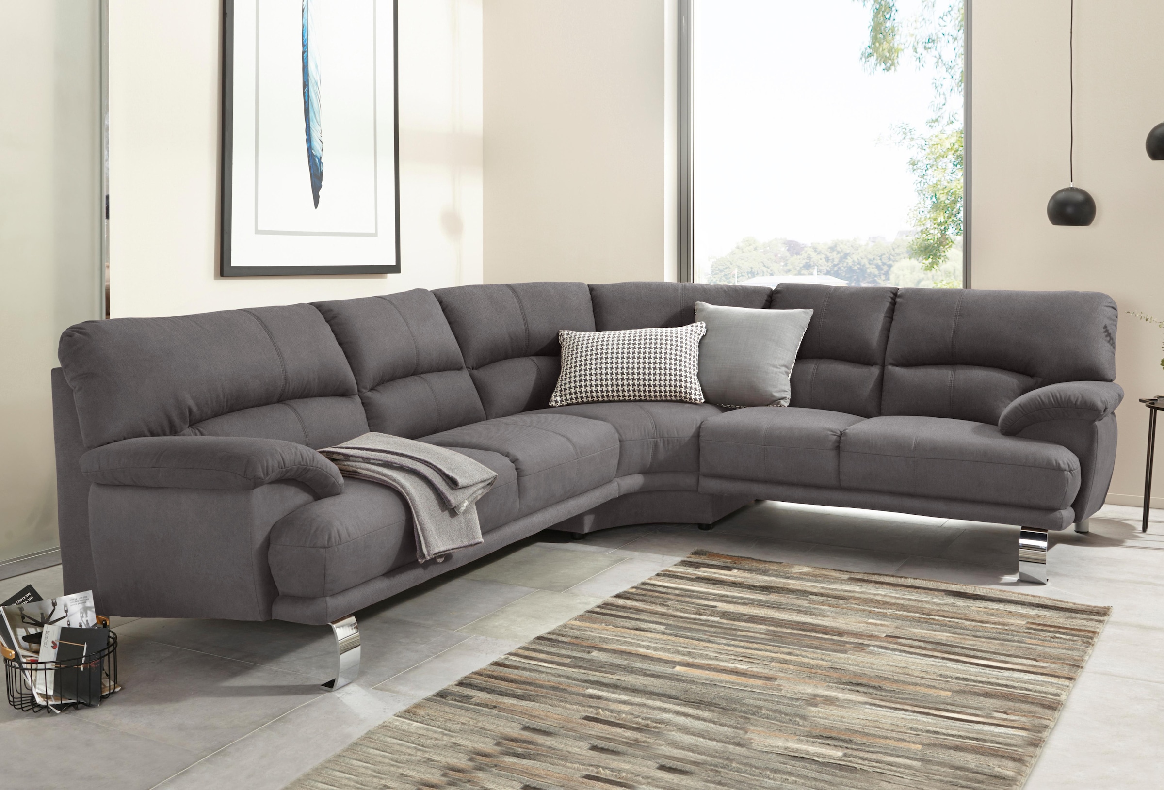 TRENDMANUFAKTUR Ecksofa »Cecilia II, in italienischen Design, bequem, hoher Sitzkomfort, L-Form«, extrabreite Armlehnen für noch mehr Sitzkomfort