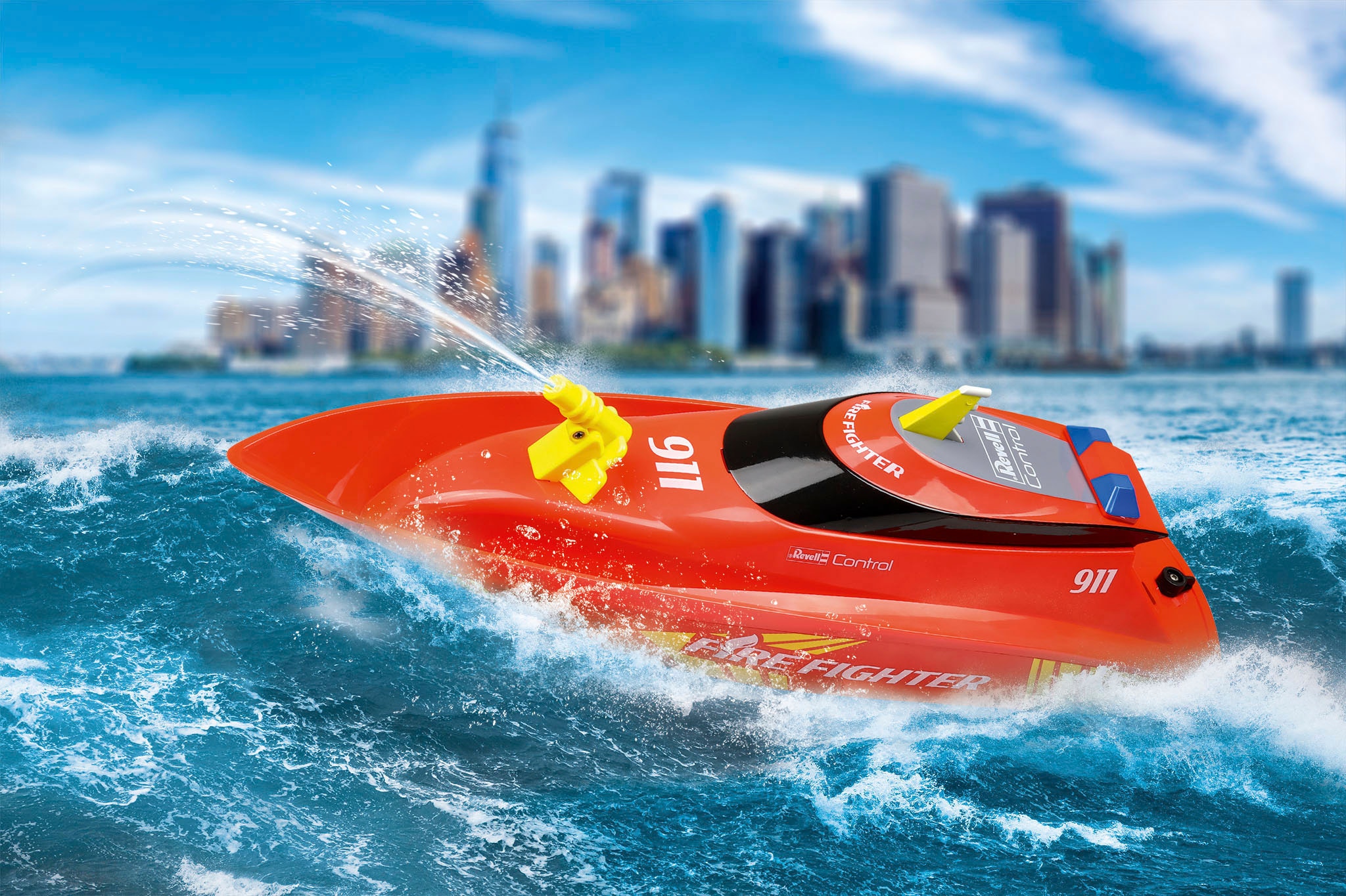 Revell® RC-Boot »Feuerlöschboot, 2,4 GHz«, mit Löschkanone