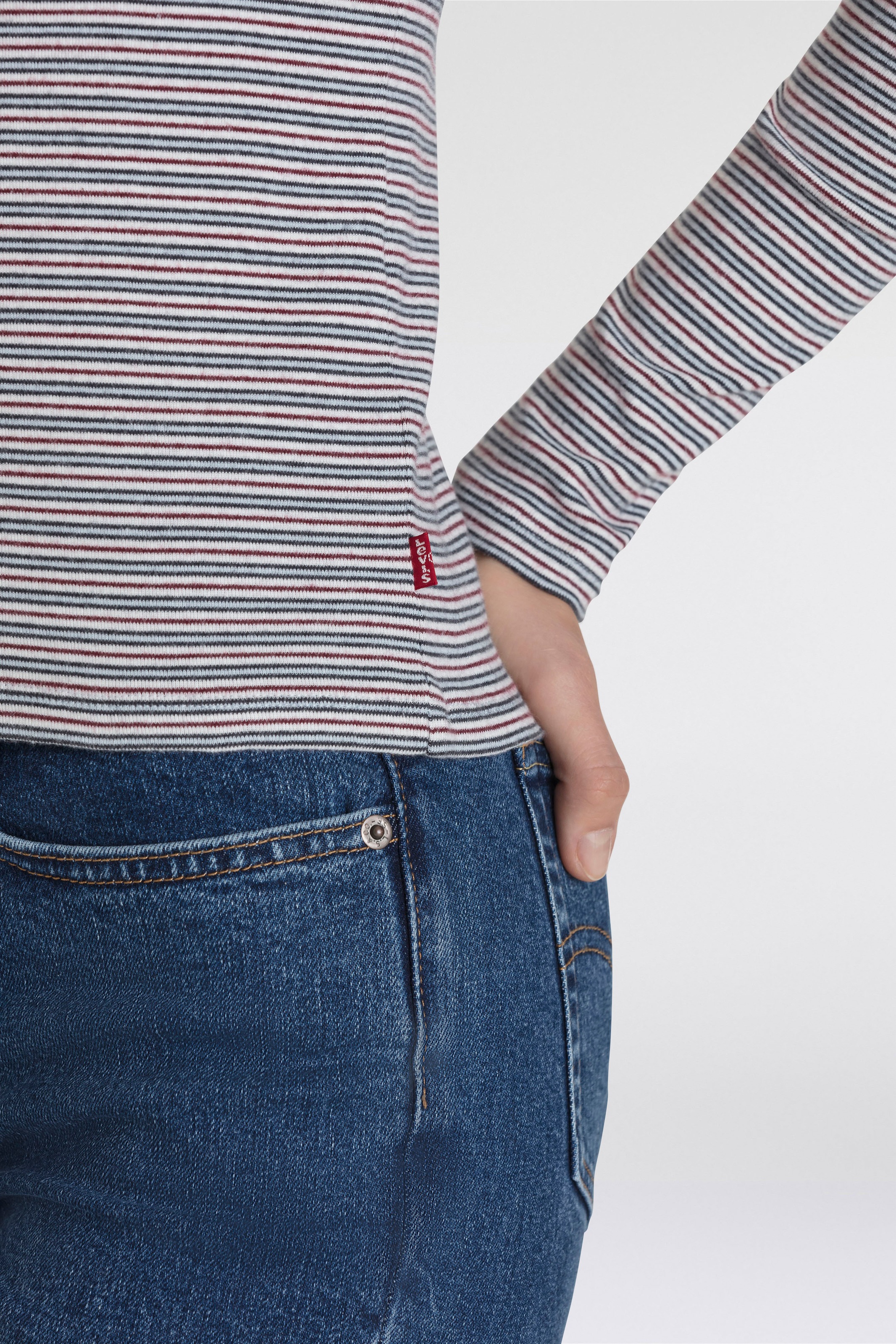 Levi's® Langarmshirt »ESSENTIAL HM LS TEE«, mit Streifen
