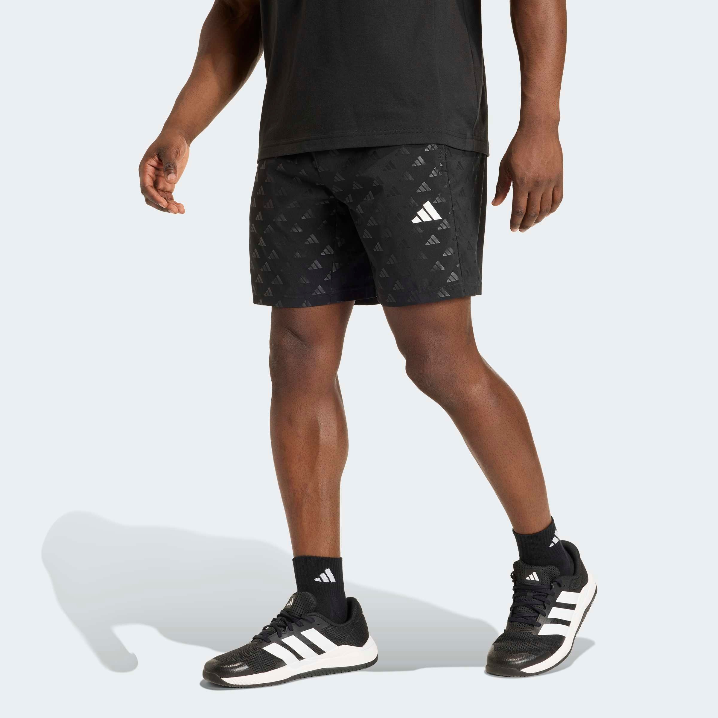 adidas Performance Shorts "WORKOUT ESSENTIALS BRANDLOVE WOVEN" für sportliche Aktivitäten, mit Climacool, Normal-weite Passform
