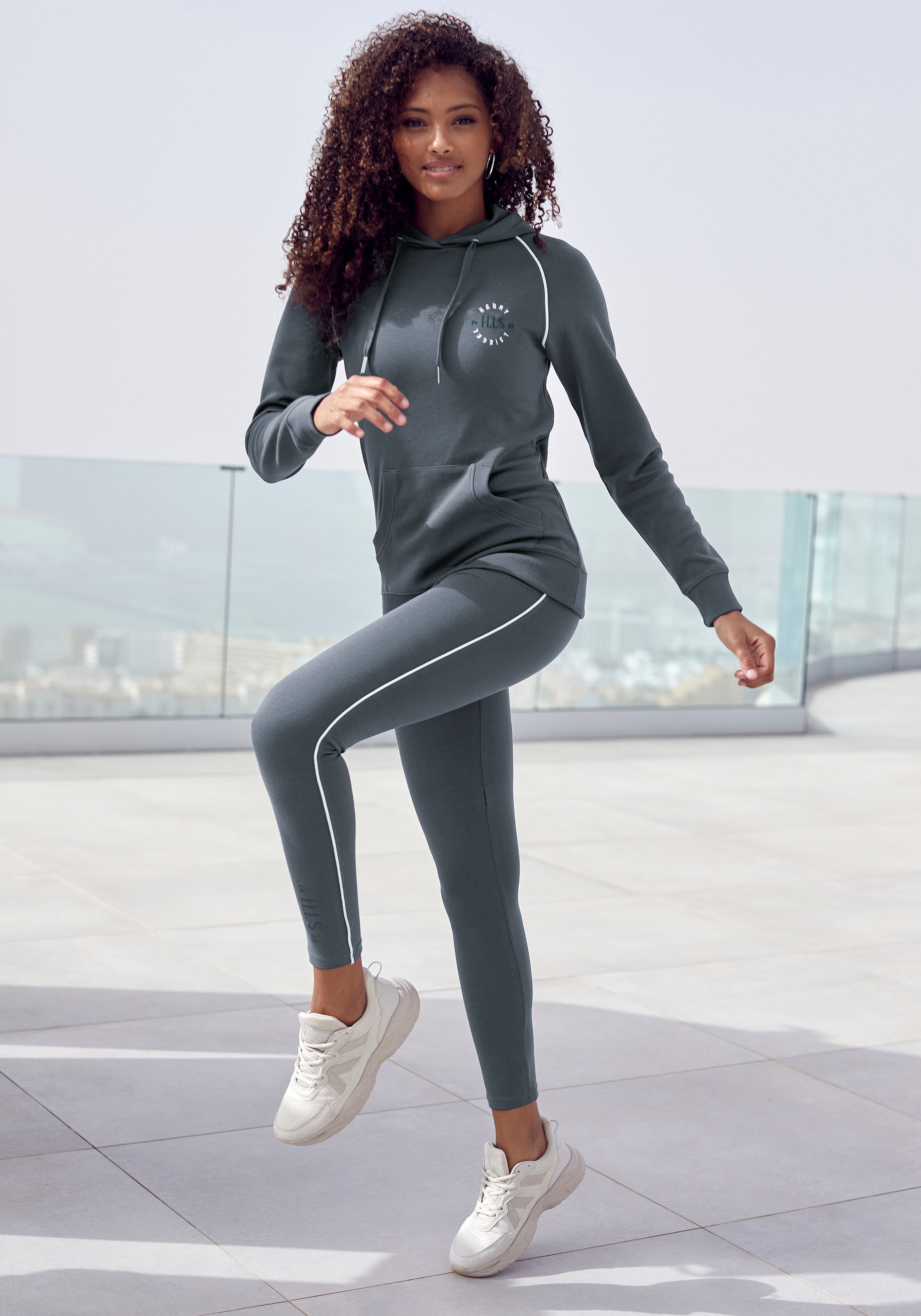 H.I.S Hoodie, mit Kängurutasche, Loungewear