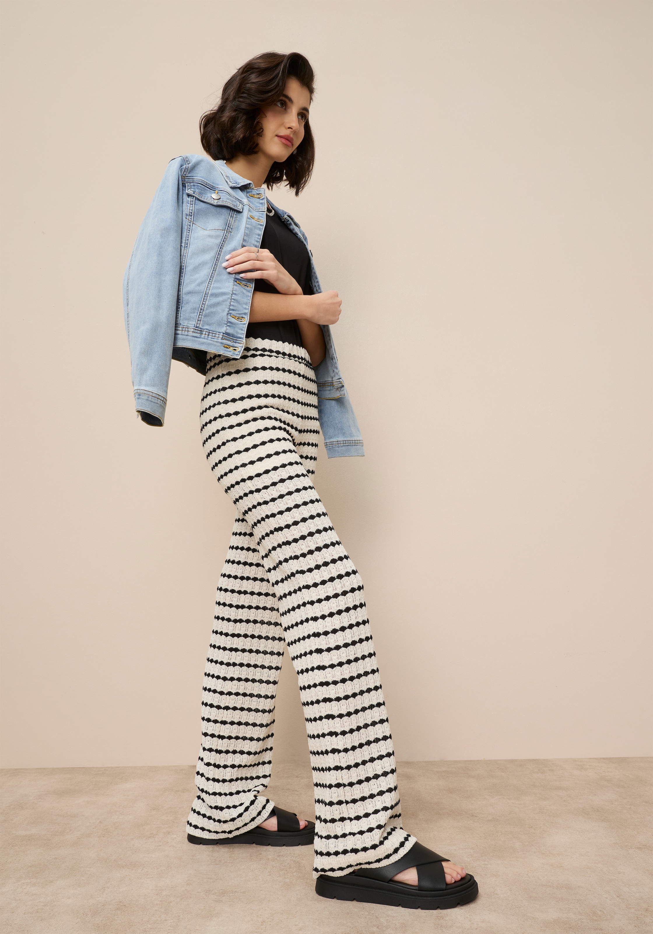 Tamaris Strickhose  luftige Hose mit trendigem Muster und lässigem Schnitt