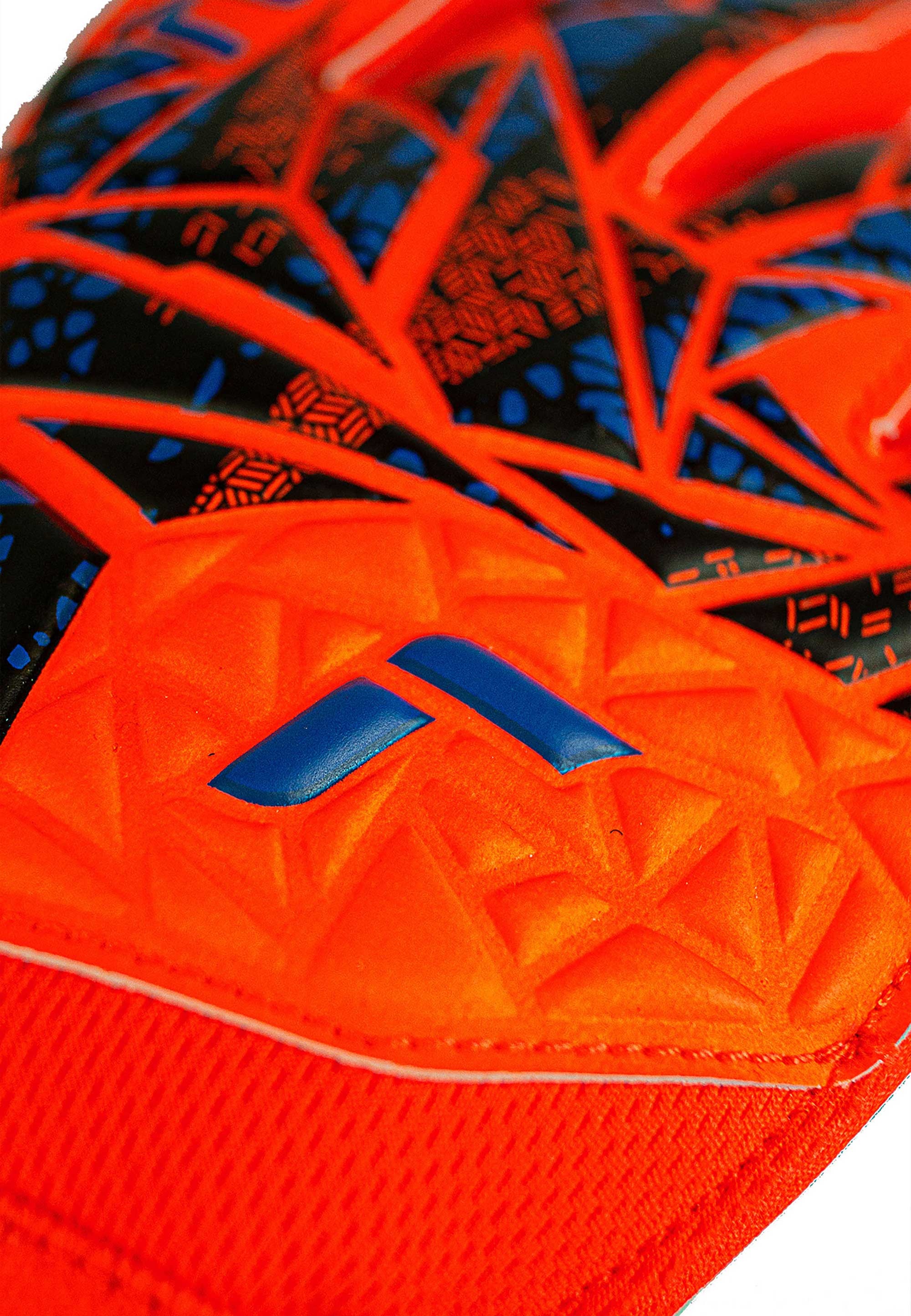Reusch Torwarthandschuhe »Attrakt Starter Solid Junior«, mit Negative Cut