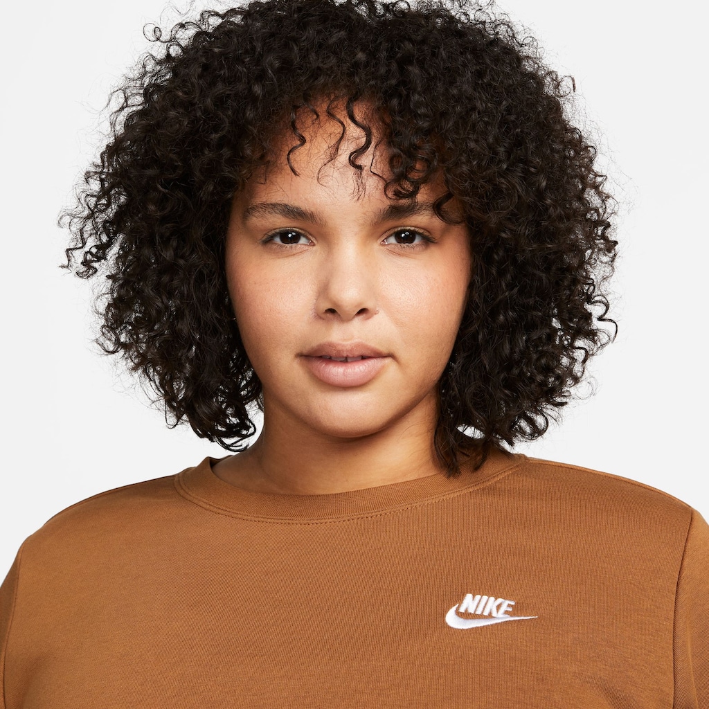 Nike Sportswear Sweatshirt »CLUB FLEECE WOMEN'S CREW-NECK SWEATSHIRT (PLUS SIZE)«