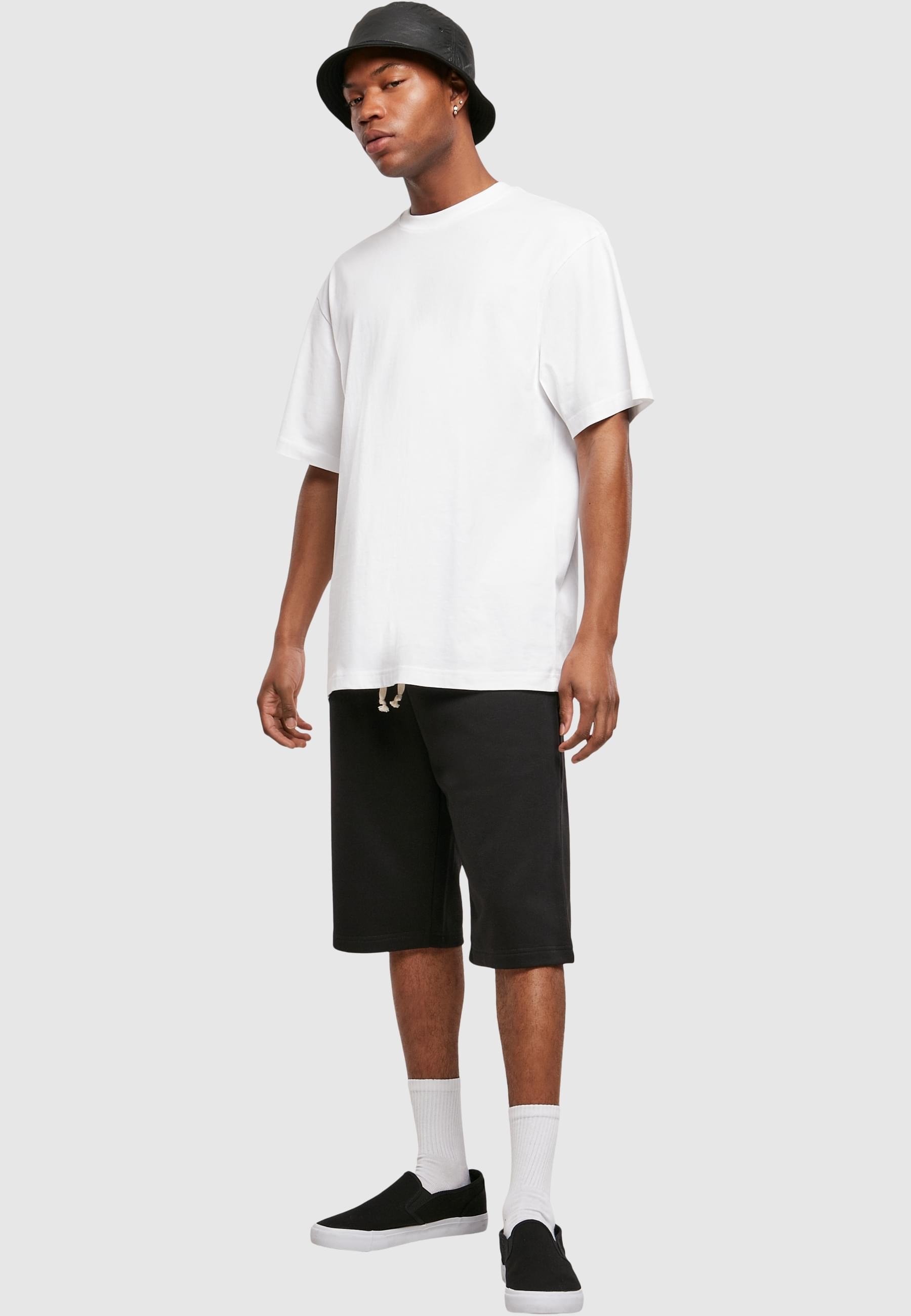URBAN CLASSICS Sweatshorts »Urban Classics Herren Low Crotch Sweatshorts«, (1 tlg.)