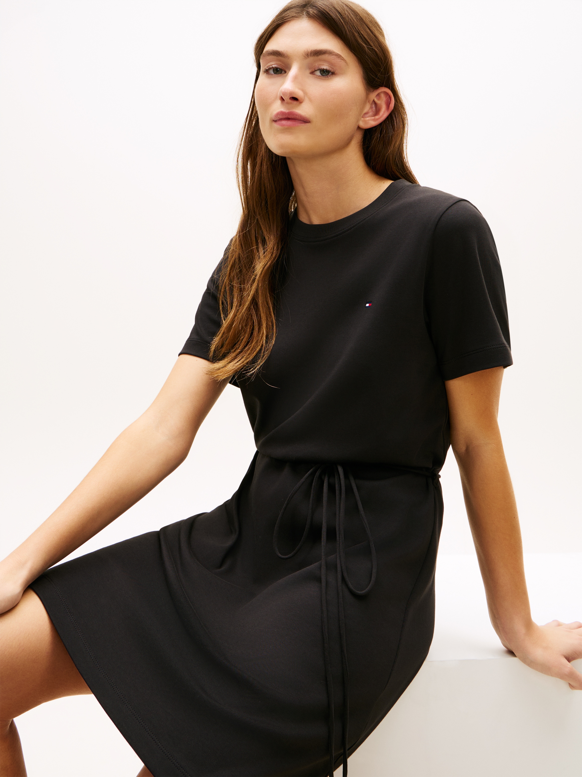 Tommy Hilfiger Shirtkleid »INTERLOCK T-SHIRT SS DRESS« mit Logo-Stickerei