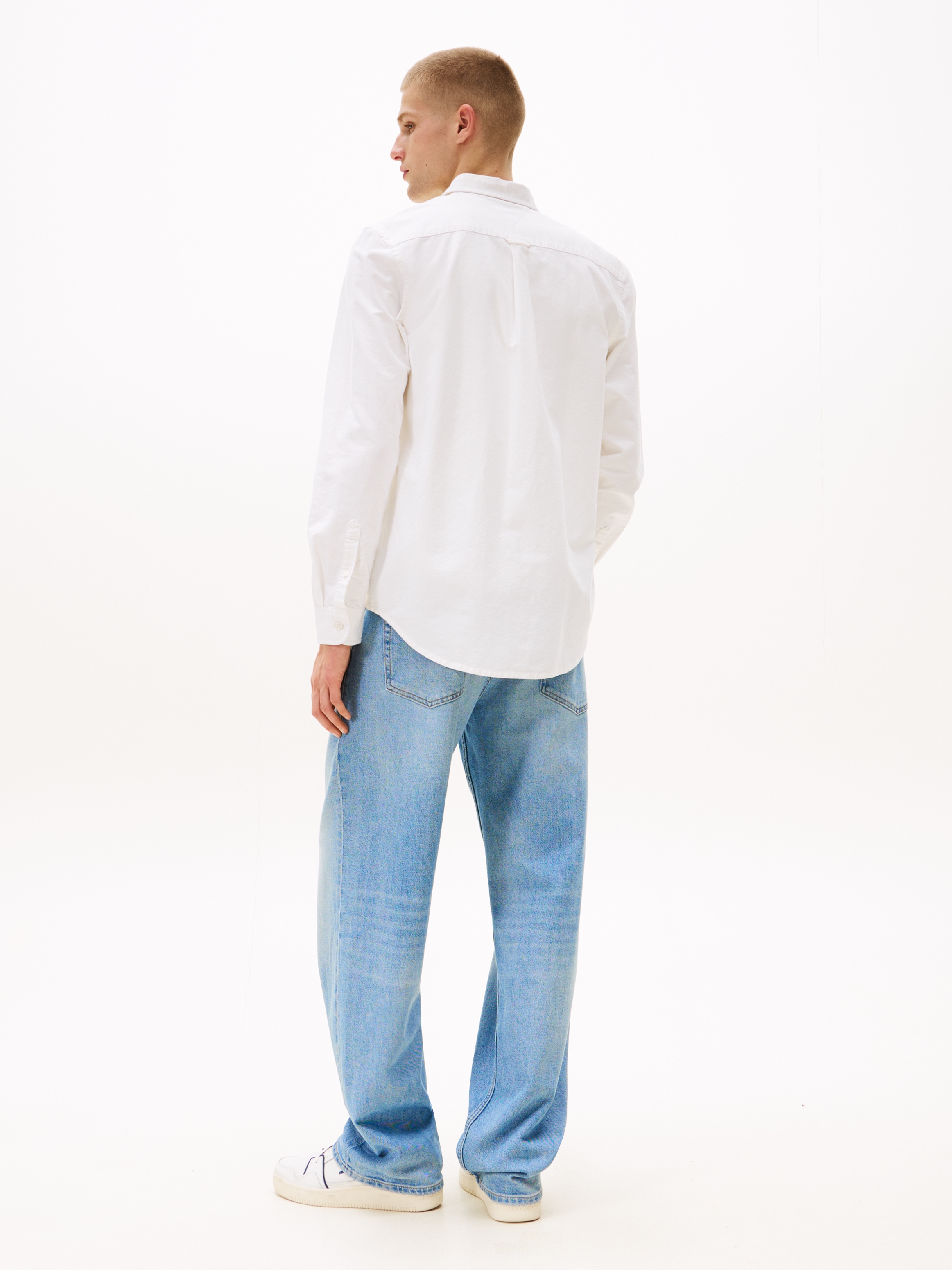 Tommy Jeans Langarmhemd »TJM REG OXFORD SHIRT EXT«, Mit Rundhalsausschnitt