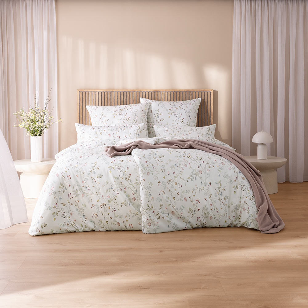 Estella Bettwäsche »Christa« 3 tlg. Schweizer Premium-Satin aus 100% Baumwolle