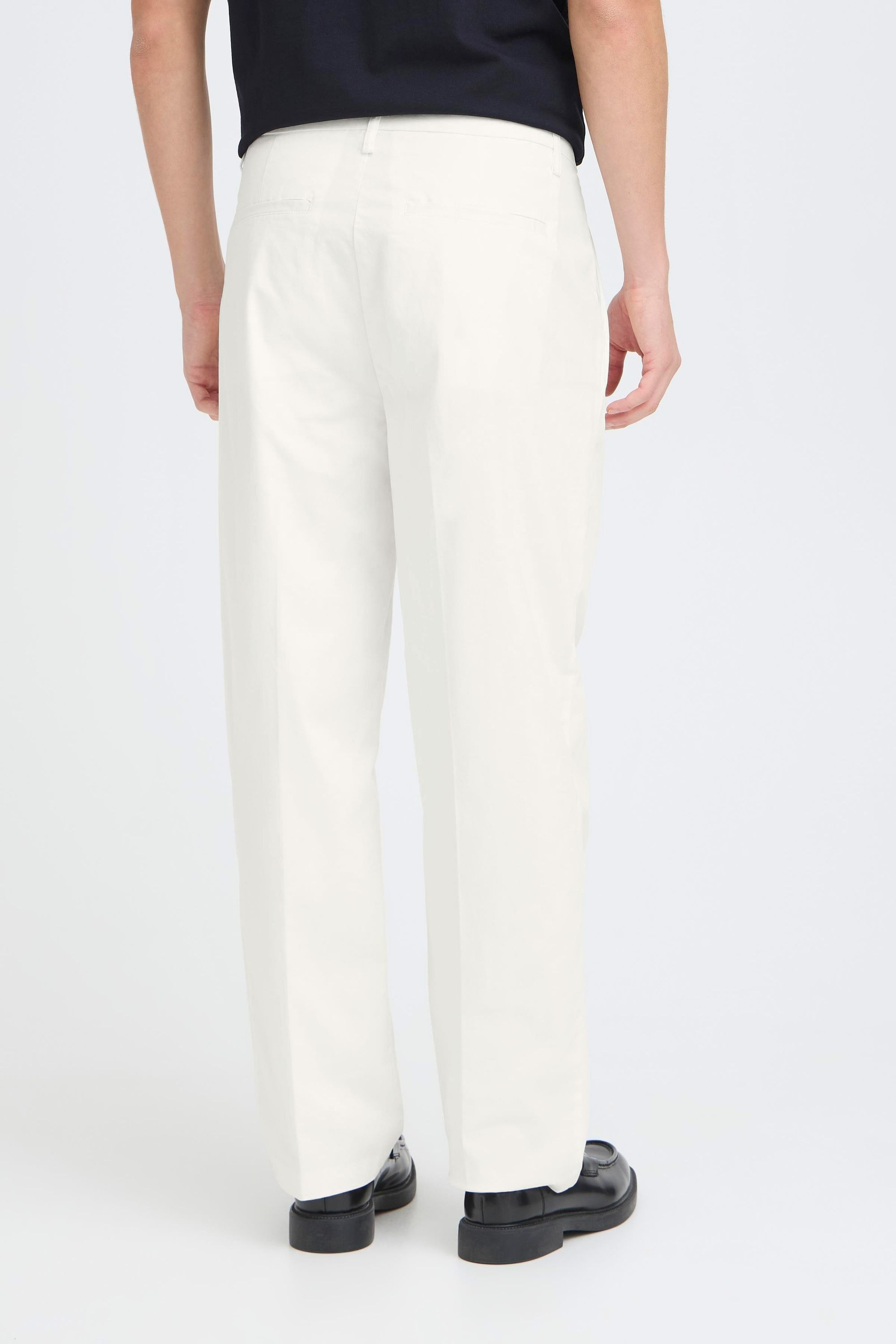 Chinohose CASUAL FRIDAY "Chinohose CFAmundsen", Herren, Gr. 30, Länge 32, beige (jet stream), Obermaterial: 98% Baumwolle CO. 2% Elasthan EL., Hosen Chinohose 3