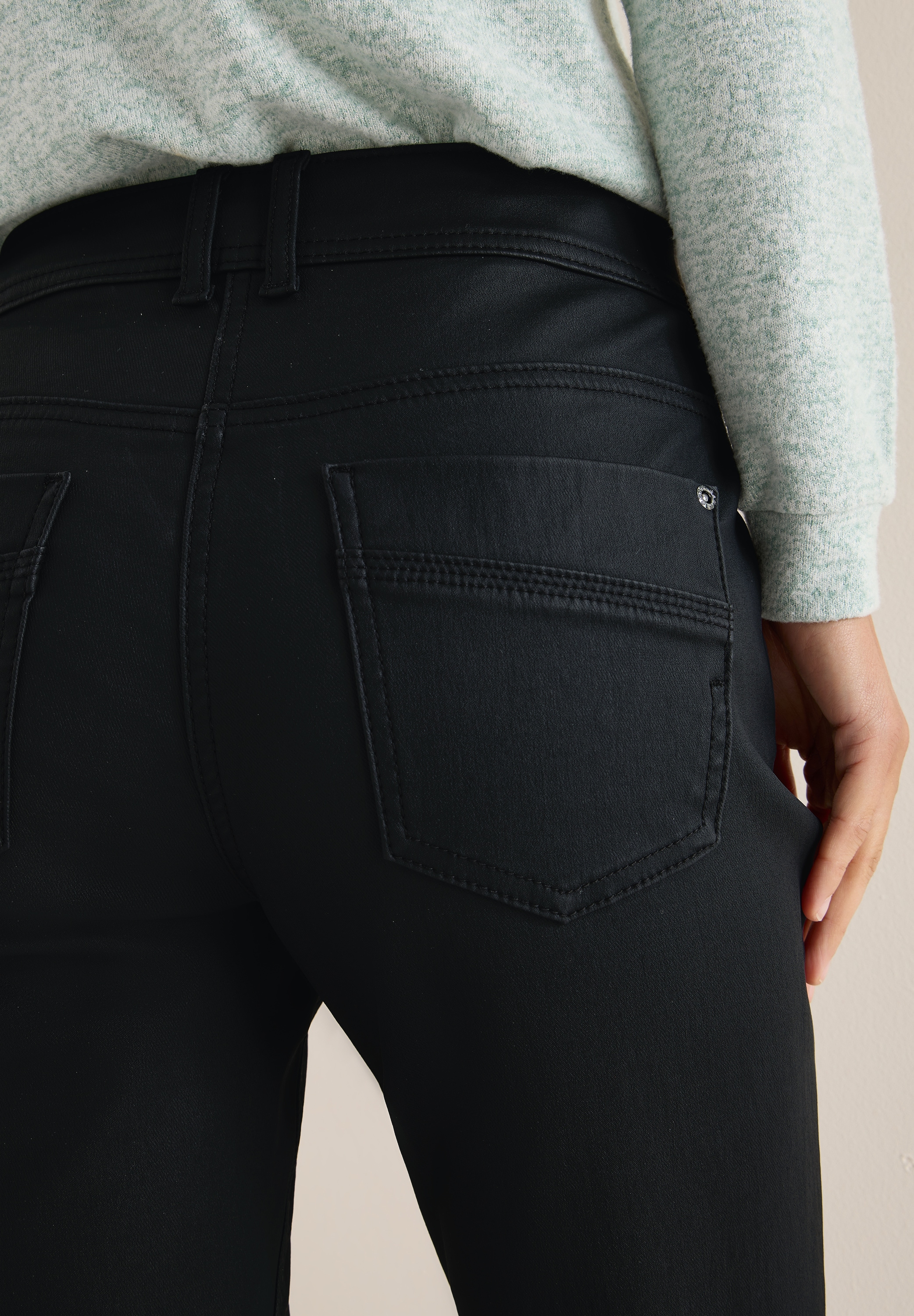 Cecil 5-Pocket-Hose »Style Toronto«  im Leder-Look, mit leicht glänzender Beschichtung