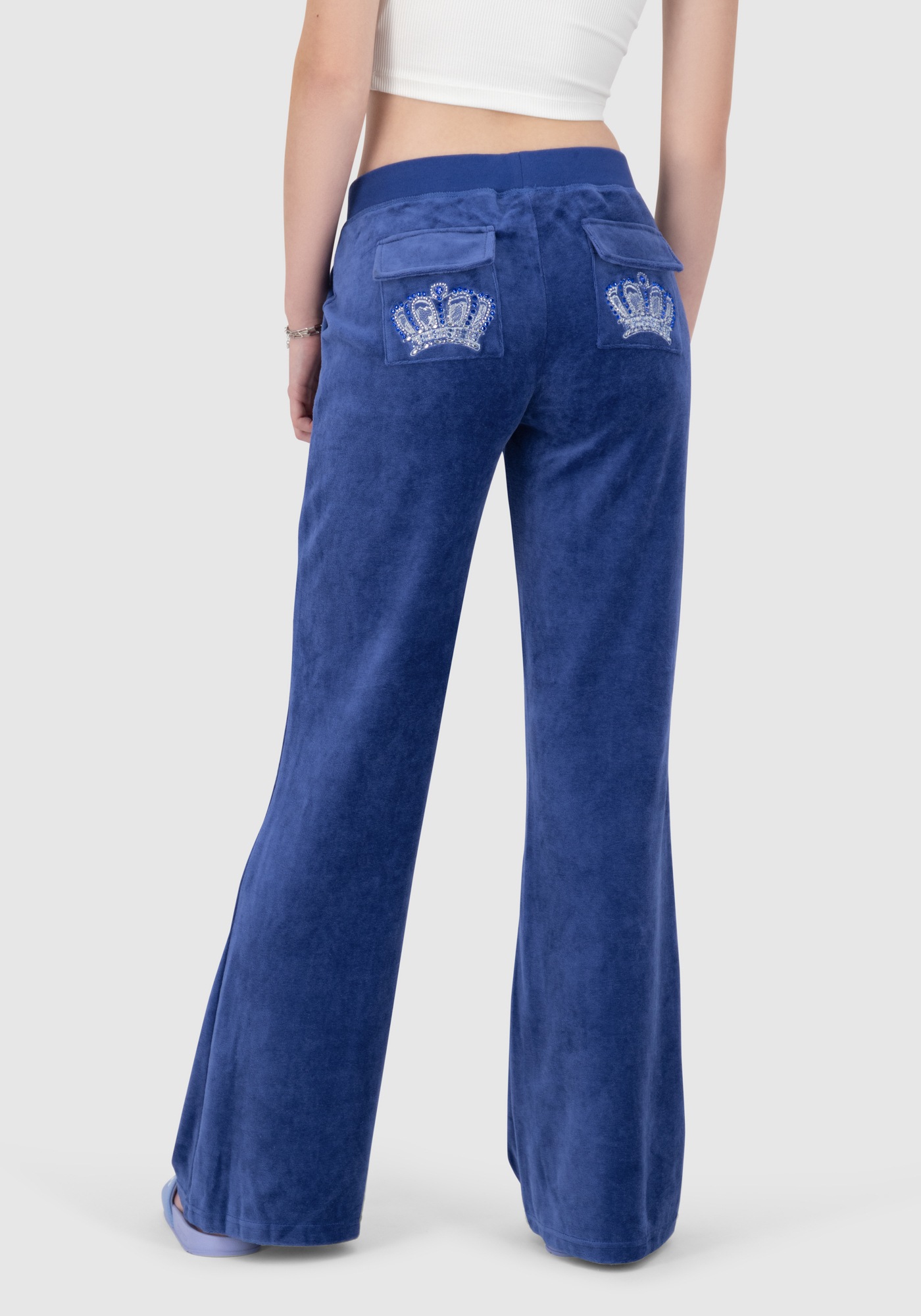 Juicy Couture Sweathose »HERITAGE CROWN CAISA LOW RISE PANT__ Damen«, Trainingshose Damen, Sweathose, Velour, Jogginghose mit Glitzer, Sale