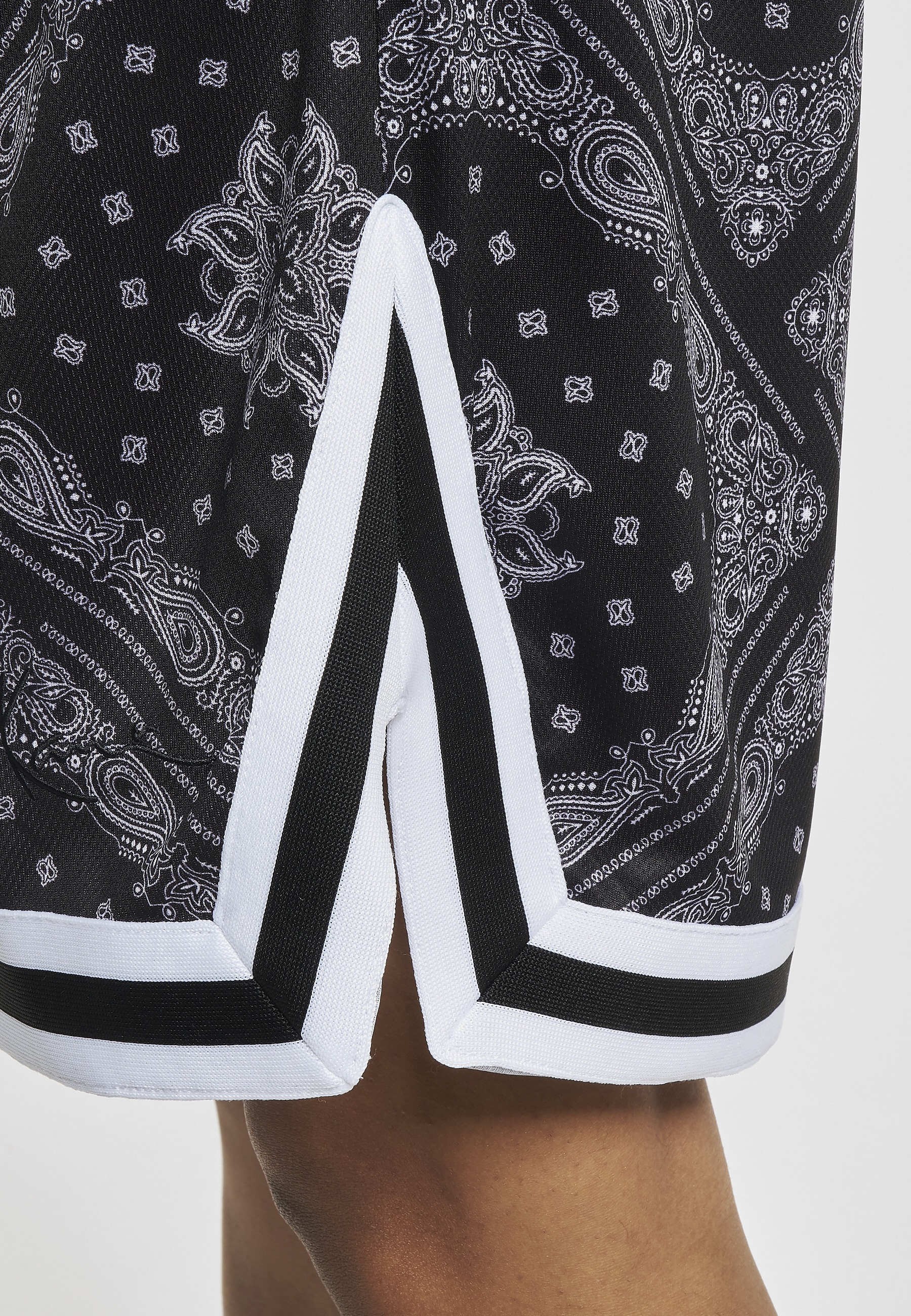 Karl Kani Stoffhose »Karl Kani Herren KK Woven Signature Paisley Mesh Shorts«