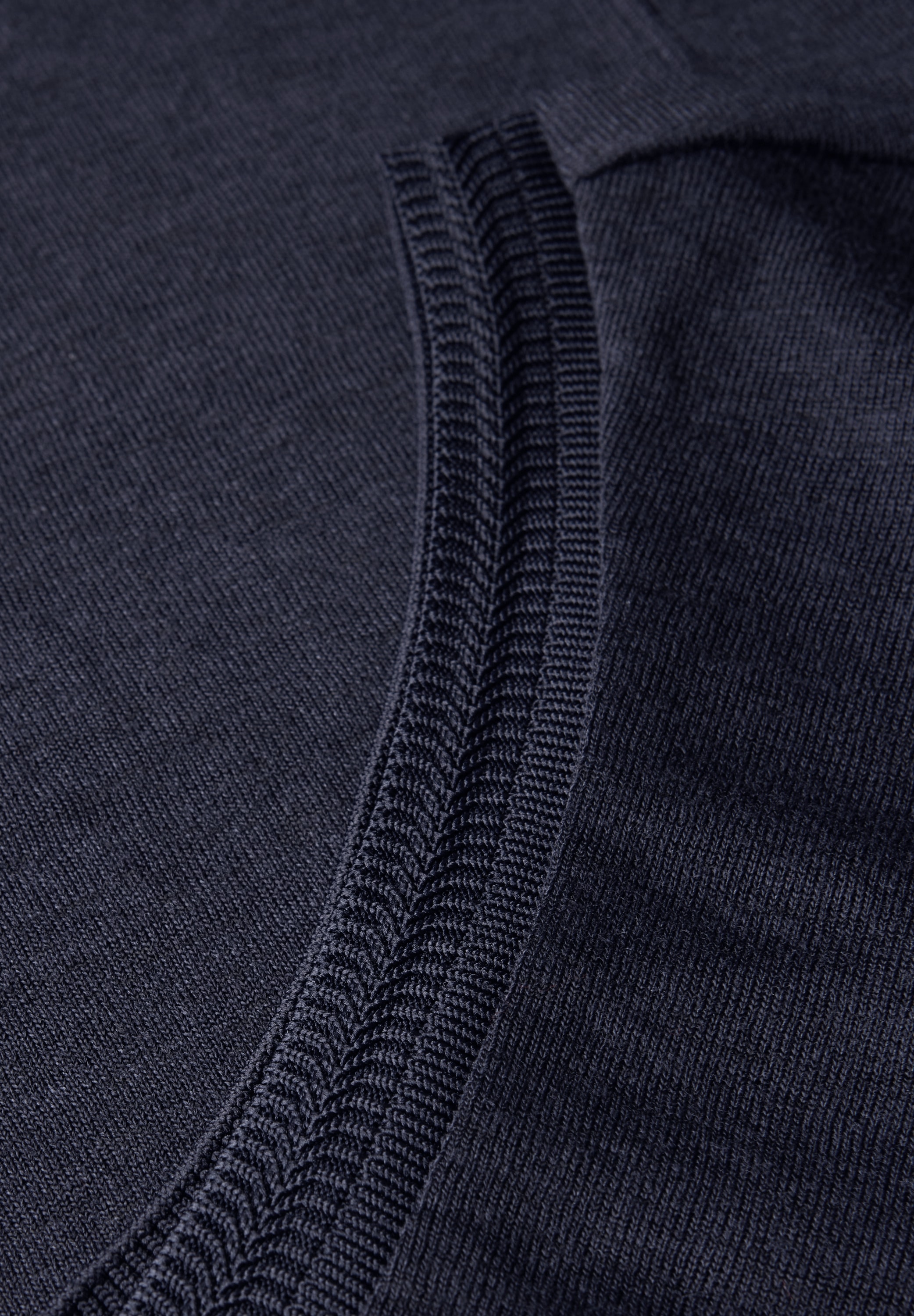 STREET ONE STUDIO T-Shirt, mit Elastiksaum und Tunnelzug