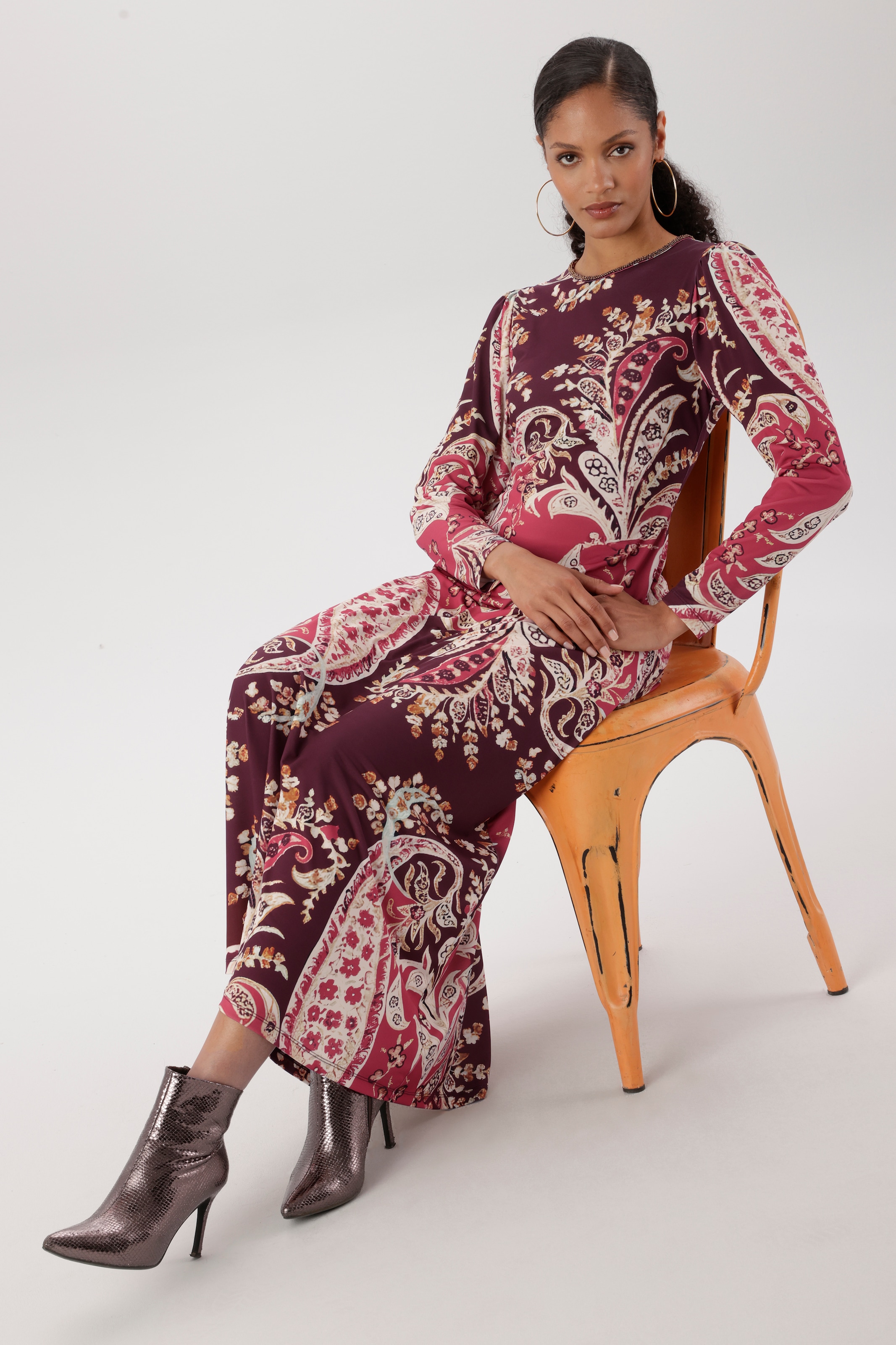 Aniston SELECTED Maxikleid mit kleinen Kunstperlen am Rundhalsausschnitt - NEUE KOLLEKTION
