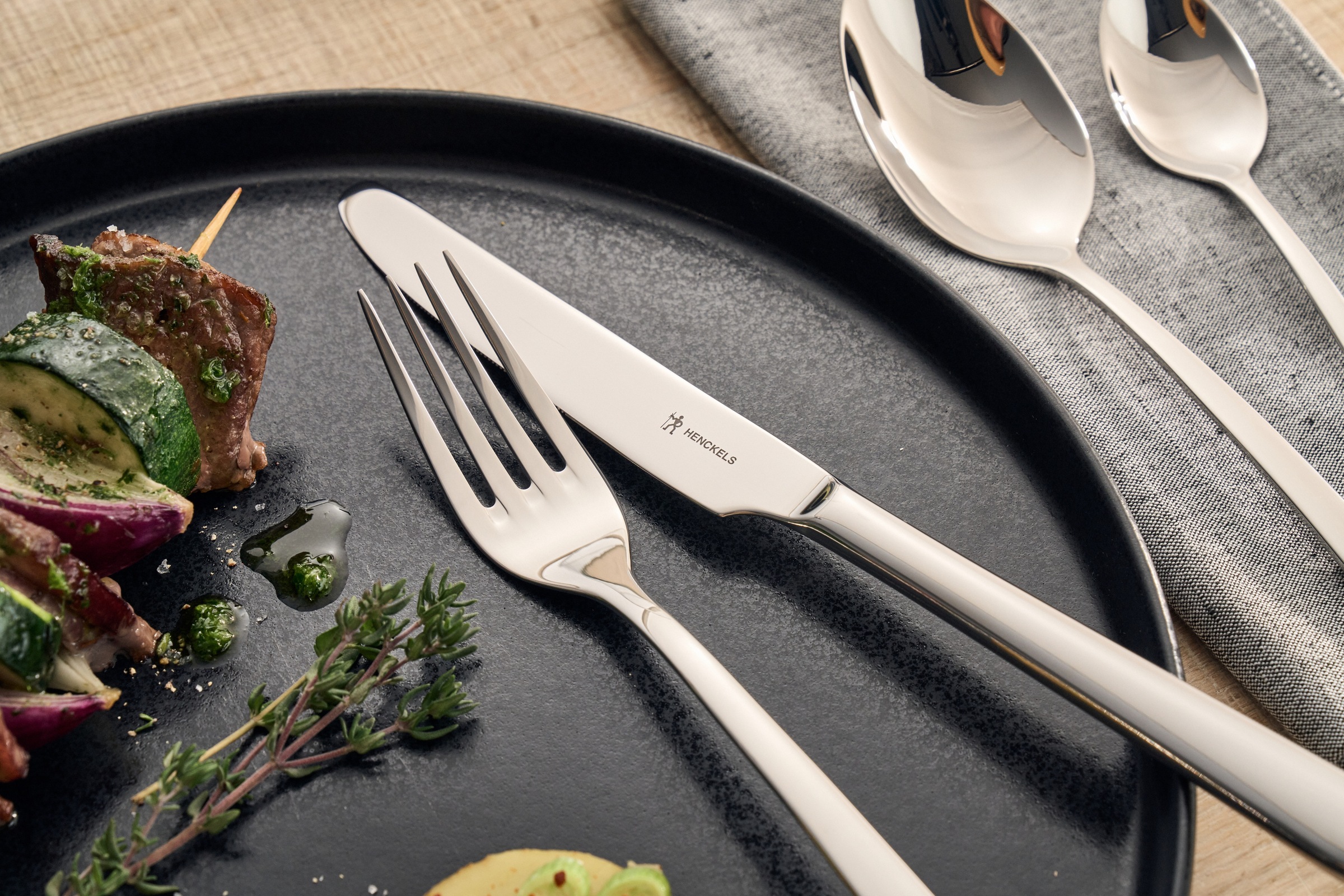 HENCKELS by ZWILLING Besteck-Set »Serenity« 18/10 Edelstahl, Poliert, Spülmaschinengeeignet