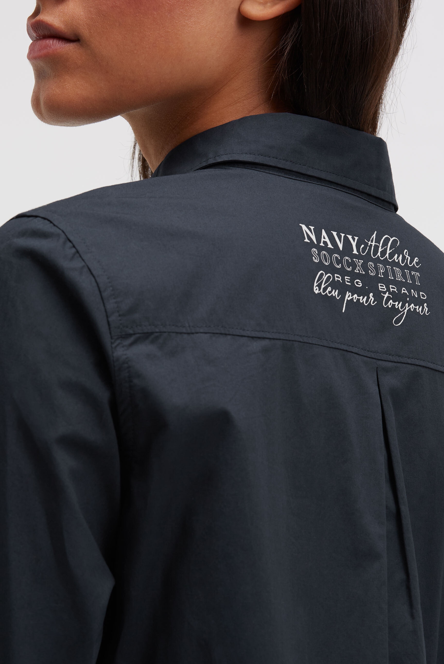 SOCCX Langarmbluse mit Kellerfalte im Rücken