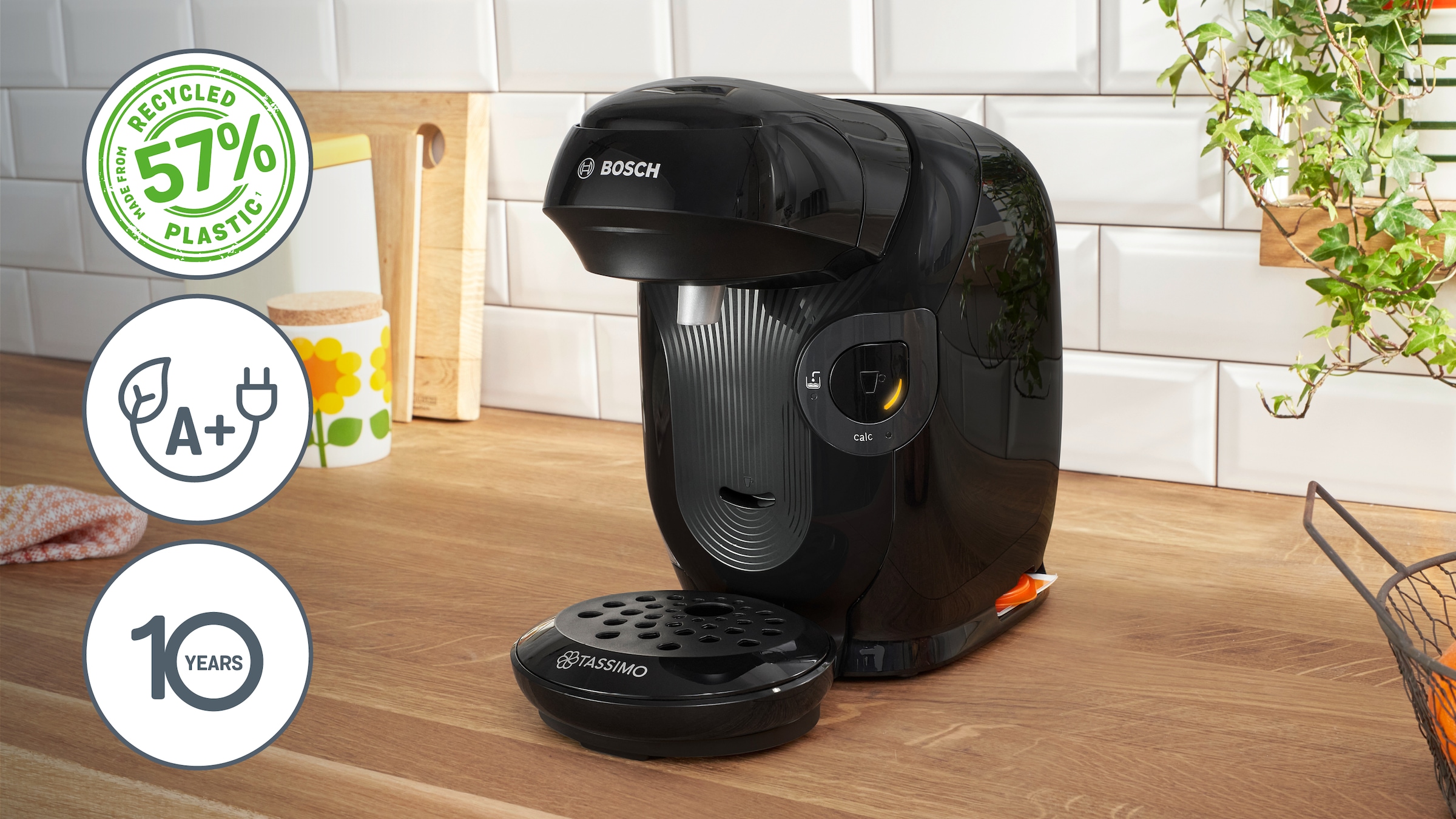 TASSIMO Kapselmaschine »style friendly TAS112E, über 70 Getränke, platzsparend«, nachhaltig, geeignet für alle Tassen, Wassertank 0,7 L, schwarz