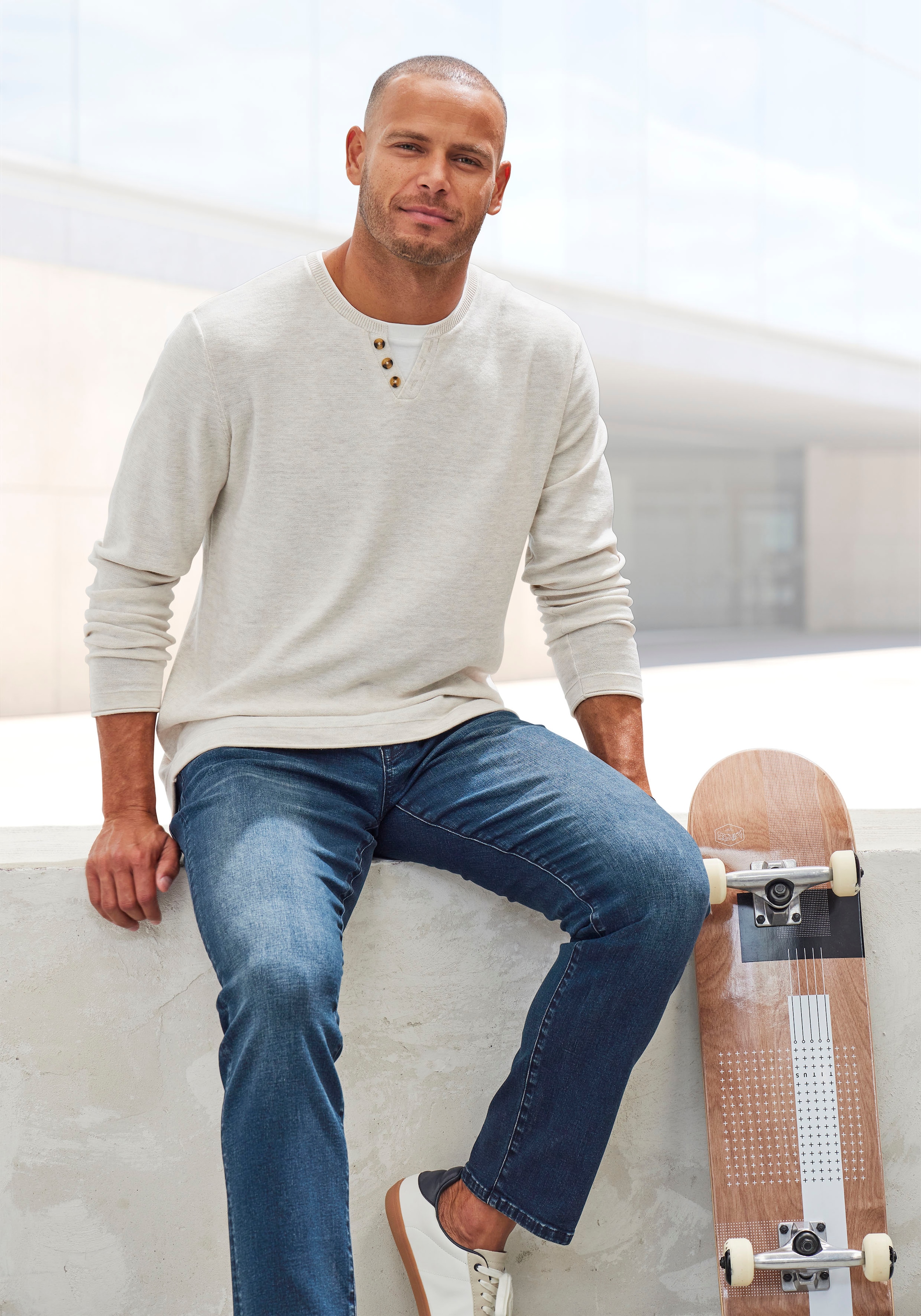 H.I.S Strickpullover, Pullover mit hochwertiger Halslochverarbeitung in double-layer Optik