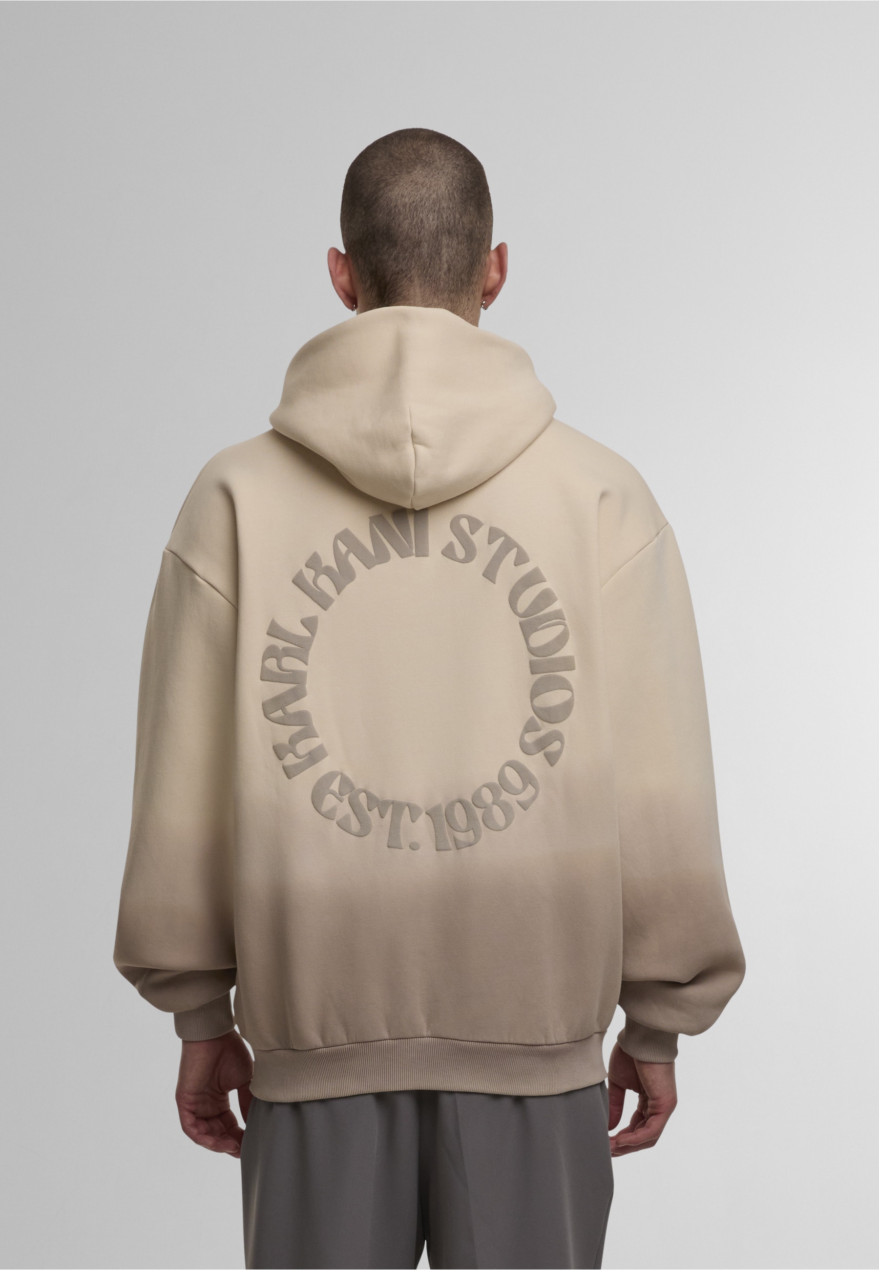Karl Kani Kapuzensweatshirt »Karl Kani Kani Studios Gradient Os Hoodie«, 1 Stk.
