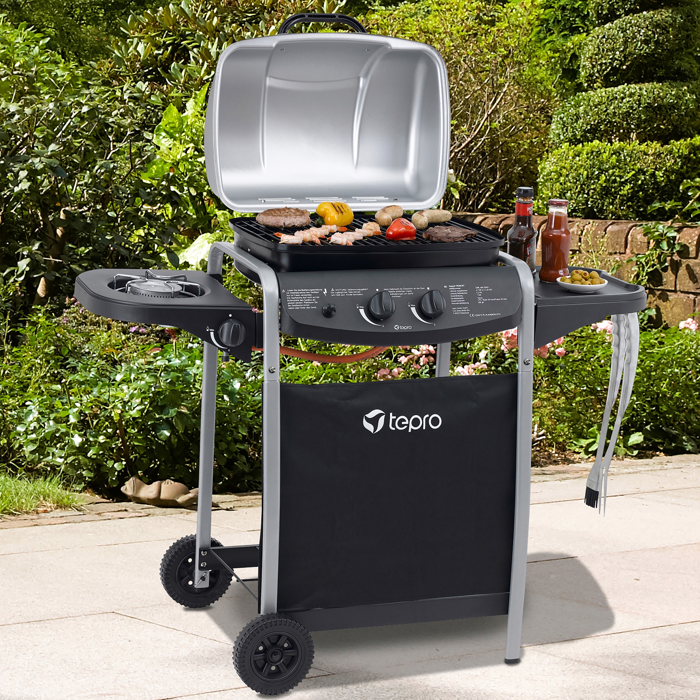 tepro Gasgrill Fremont 112 x 96,5 x 52 cm (B x H x T) Schwarz/Silber günstig online kaufen