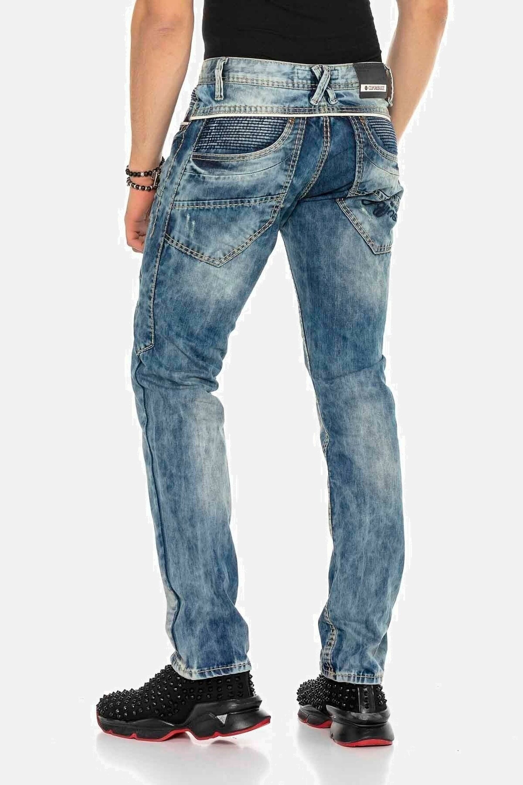 Cipo & Baxx 5-Pocket-Jeans »Jeans«, in Straight Fit, C-1150