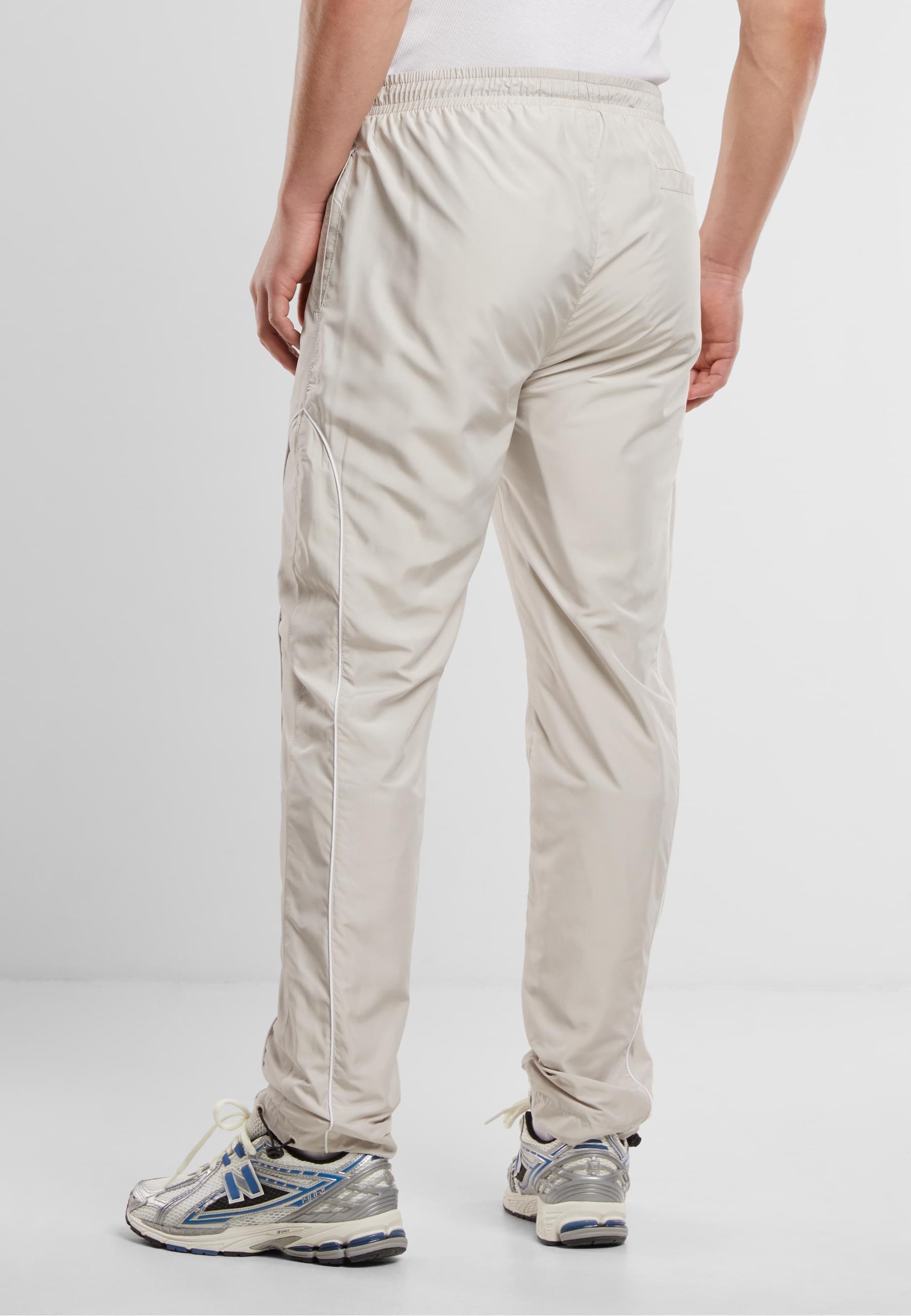 URBAN CLASSICS Jogginghose »Urban Classics Piped Panel Trackpants«, (1 tlg.)