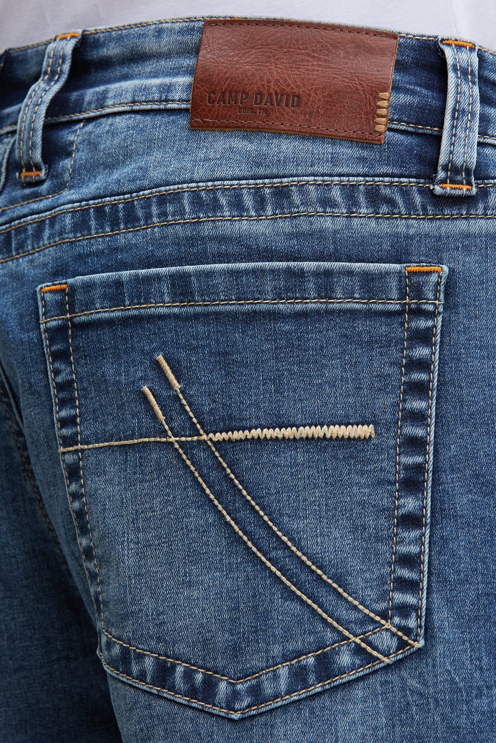 CAMP DAVID Jeansshorts mit Turn-Up Saum