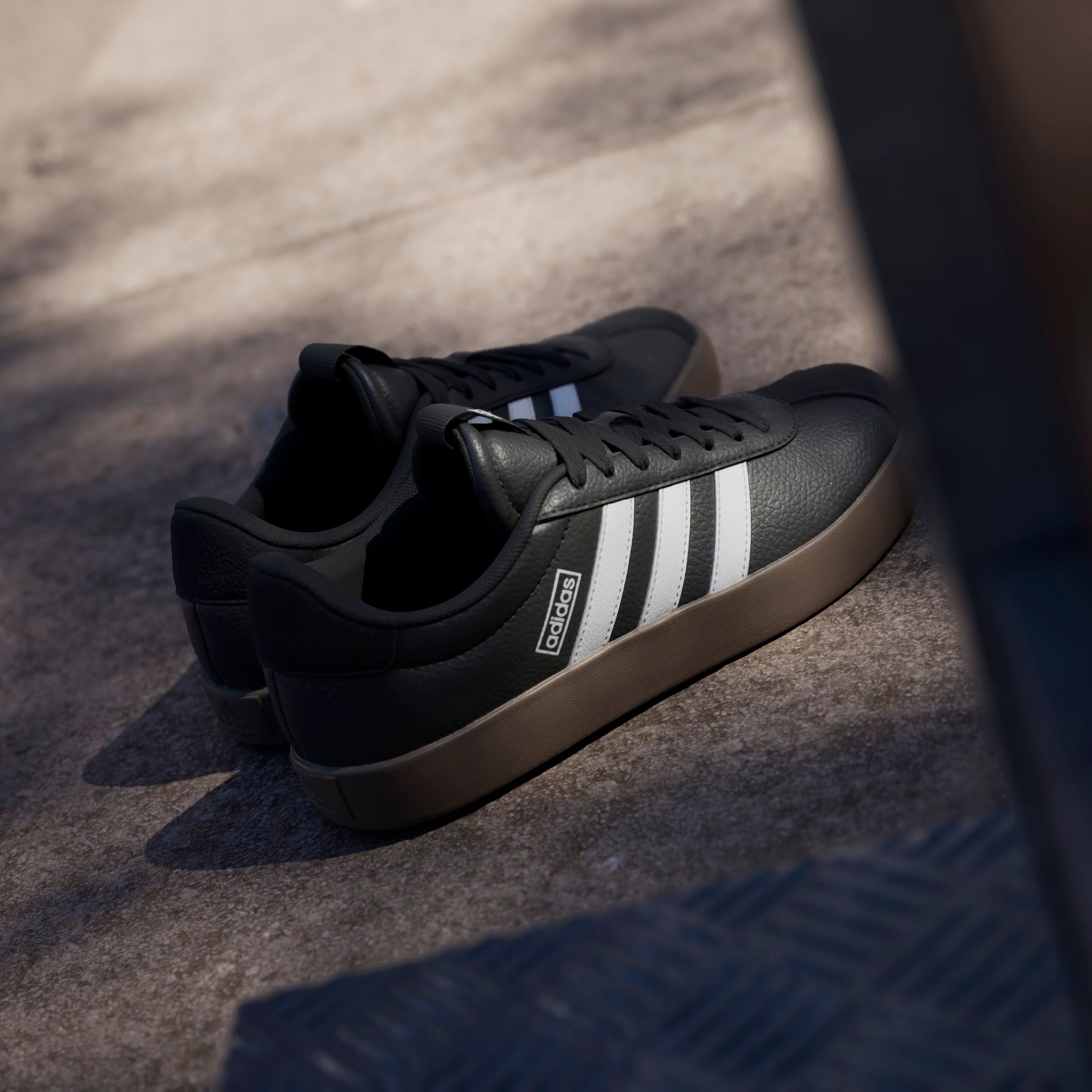 adidas Sportswear Sneaker »VL COURT 3.0«, inspiriert vom Design des adidas samba
