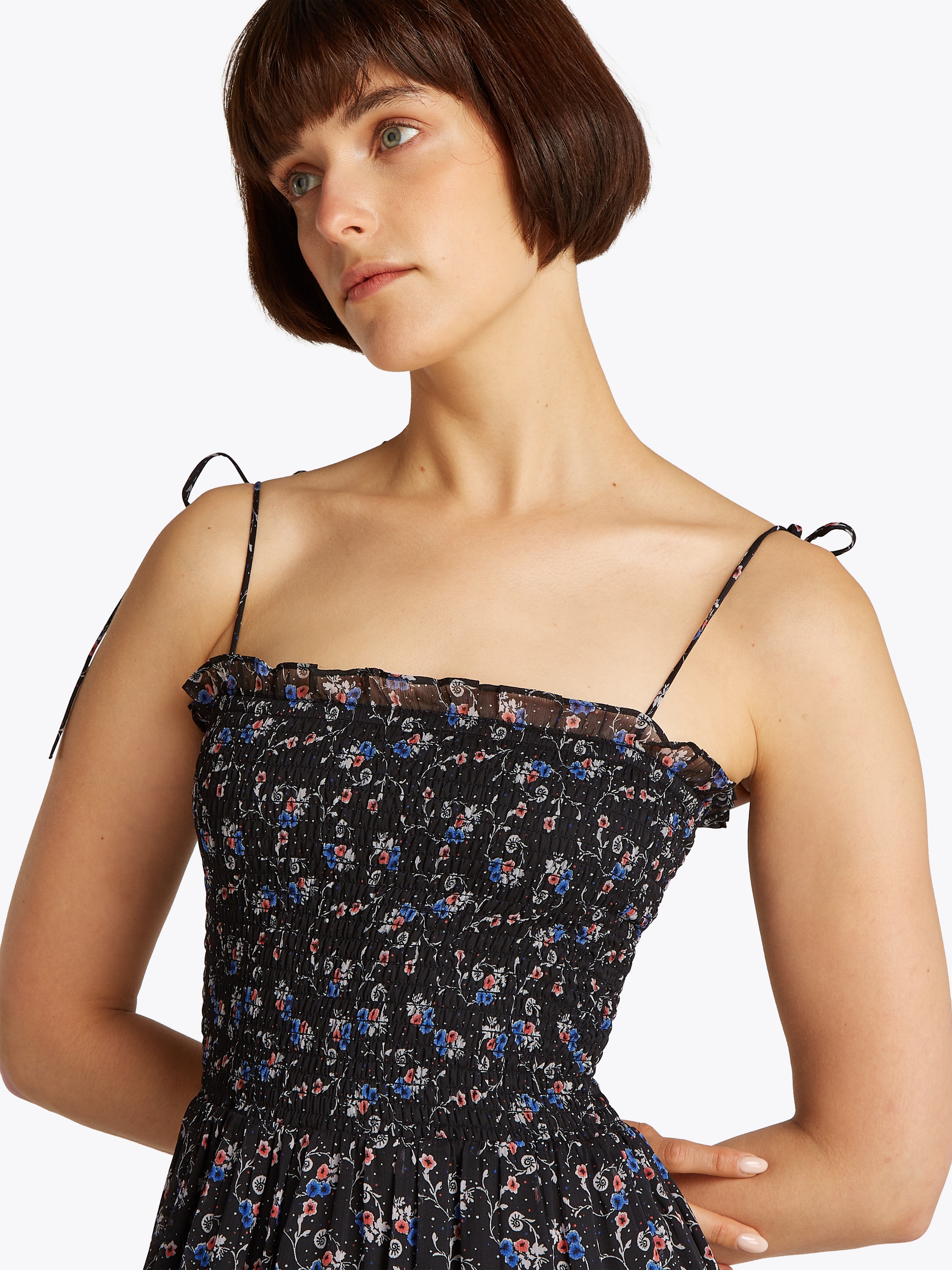 Tommy Jeans Maxikleid »TJW AOP CHIFFON MAXI DRESS EXT«, mit Allover-Print, Rüschen
