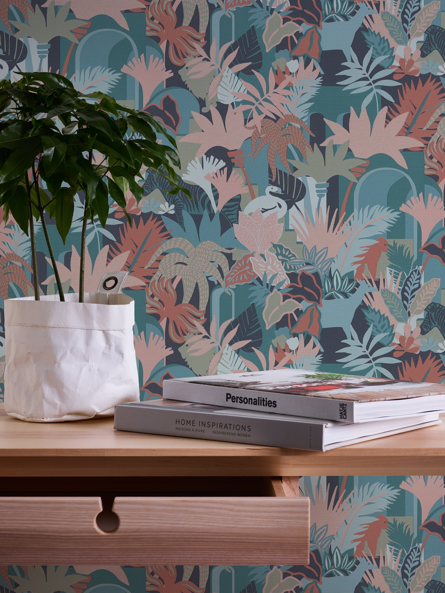 A.S. Création Vliestapete »Antigua Retrotapete Artdeco«, matt-gemustert-neutral, Dschungeltapete Floral mit Tieren Tapeten Wohnzimmer Schlafzimmer Flur