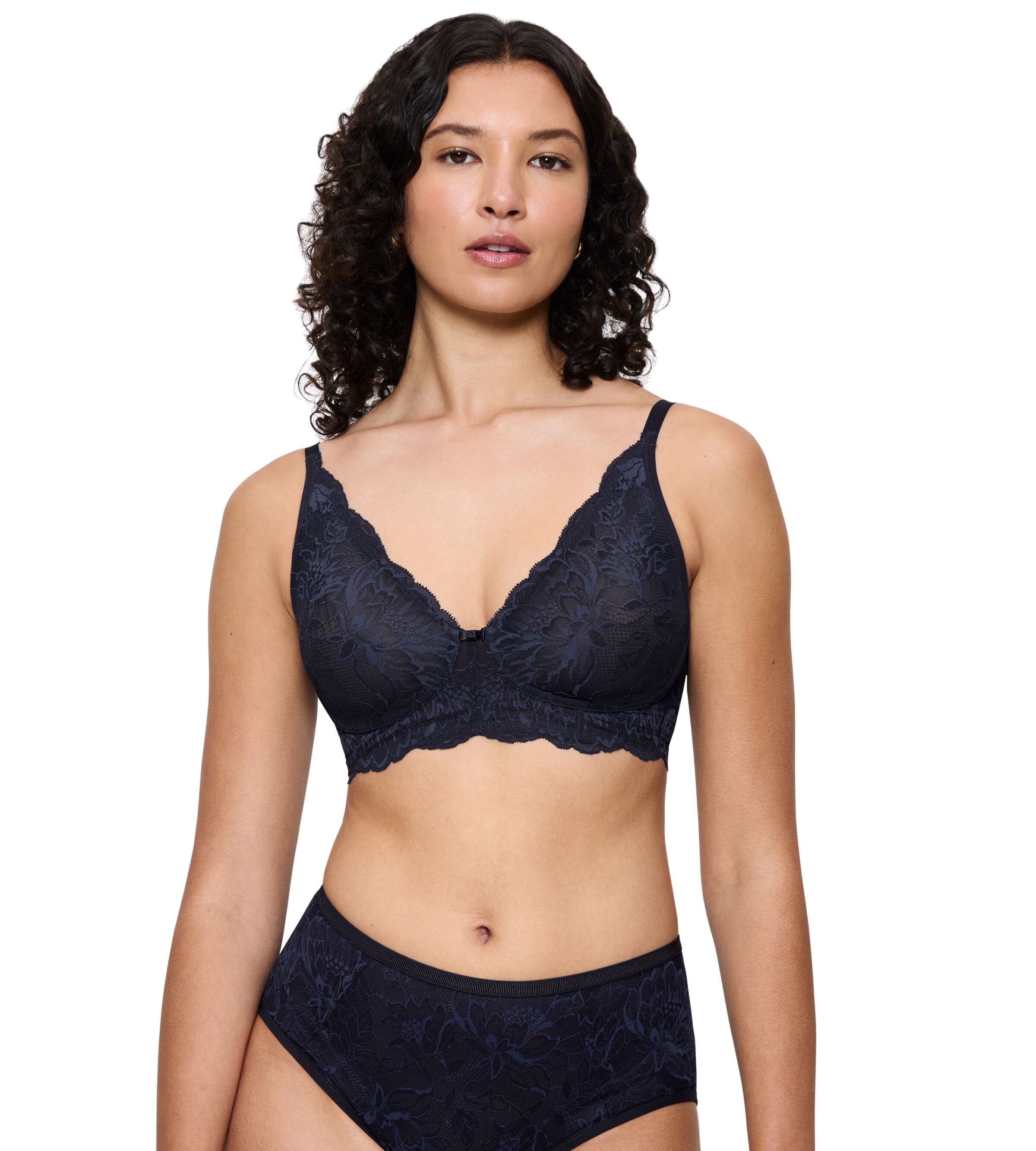 Triumph "Amourette Charm T N03" Stretch-Spitze