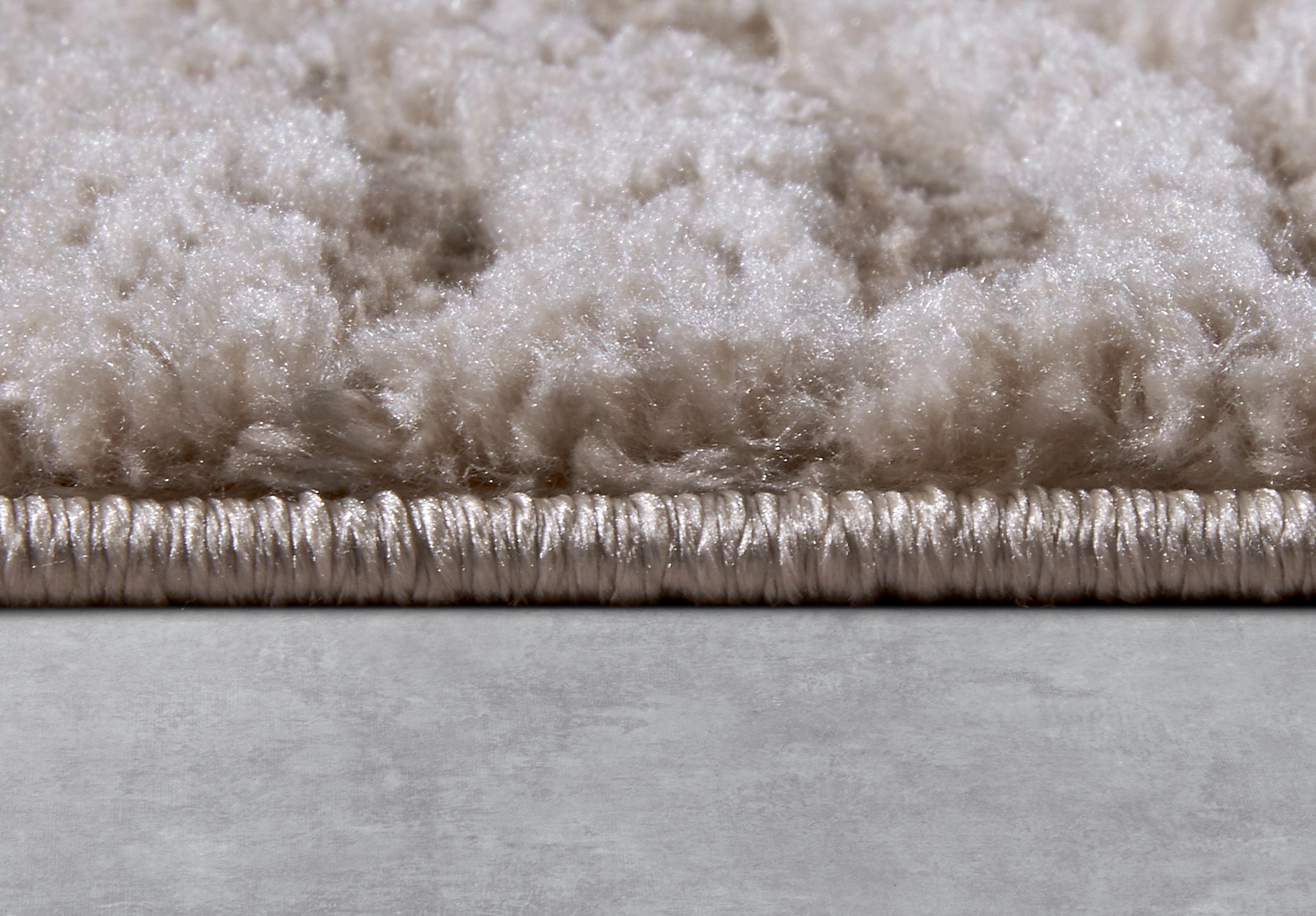 ELLE DECORATION Designteppich »Chappe«, rechteckig, 18 mm Höhe, Shaggy, Läufer, flauschig, weich, Langflor, modern, Hoch Tief Effekt