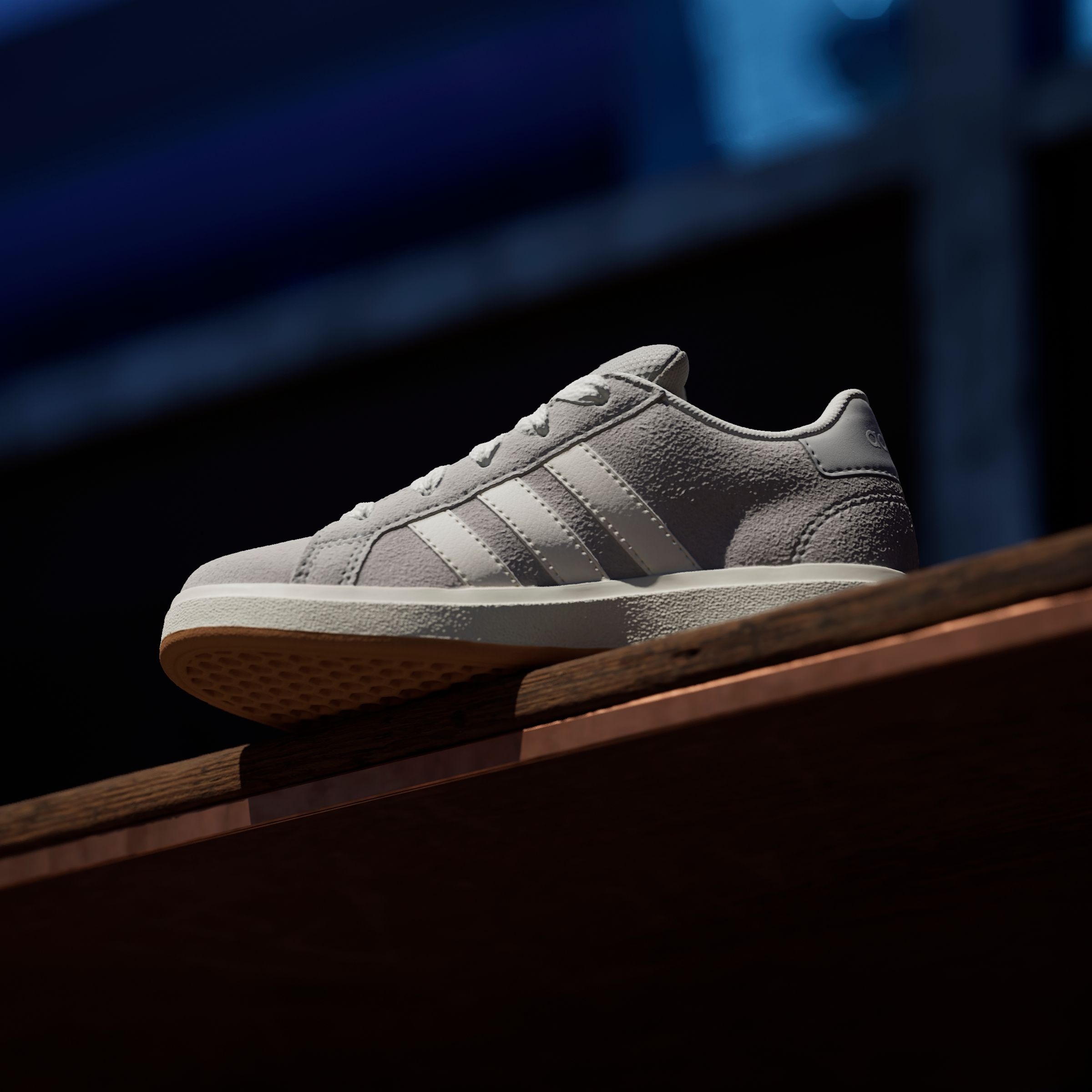 adidas Sportswear Sneaker »GRAND COURT 00S KIDS«, Design auf den Spuren des adidas Superstar