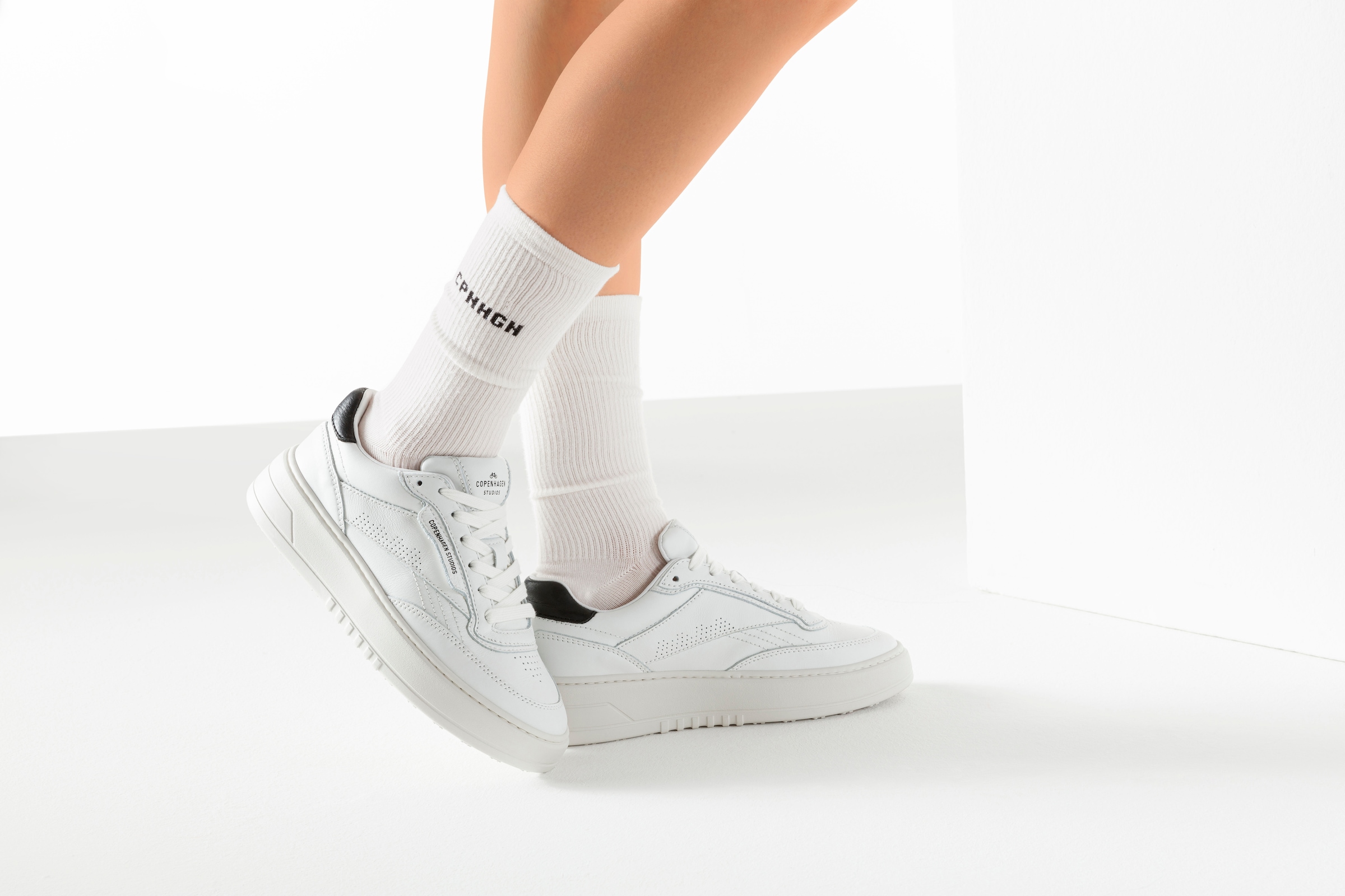 Copenhagen Studios Basicsocken, (Packung, 3 Paar), mit Rippstruktur und Stickerei