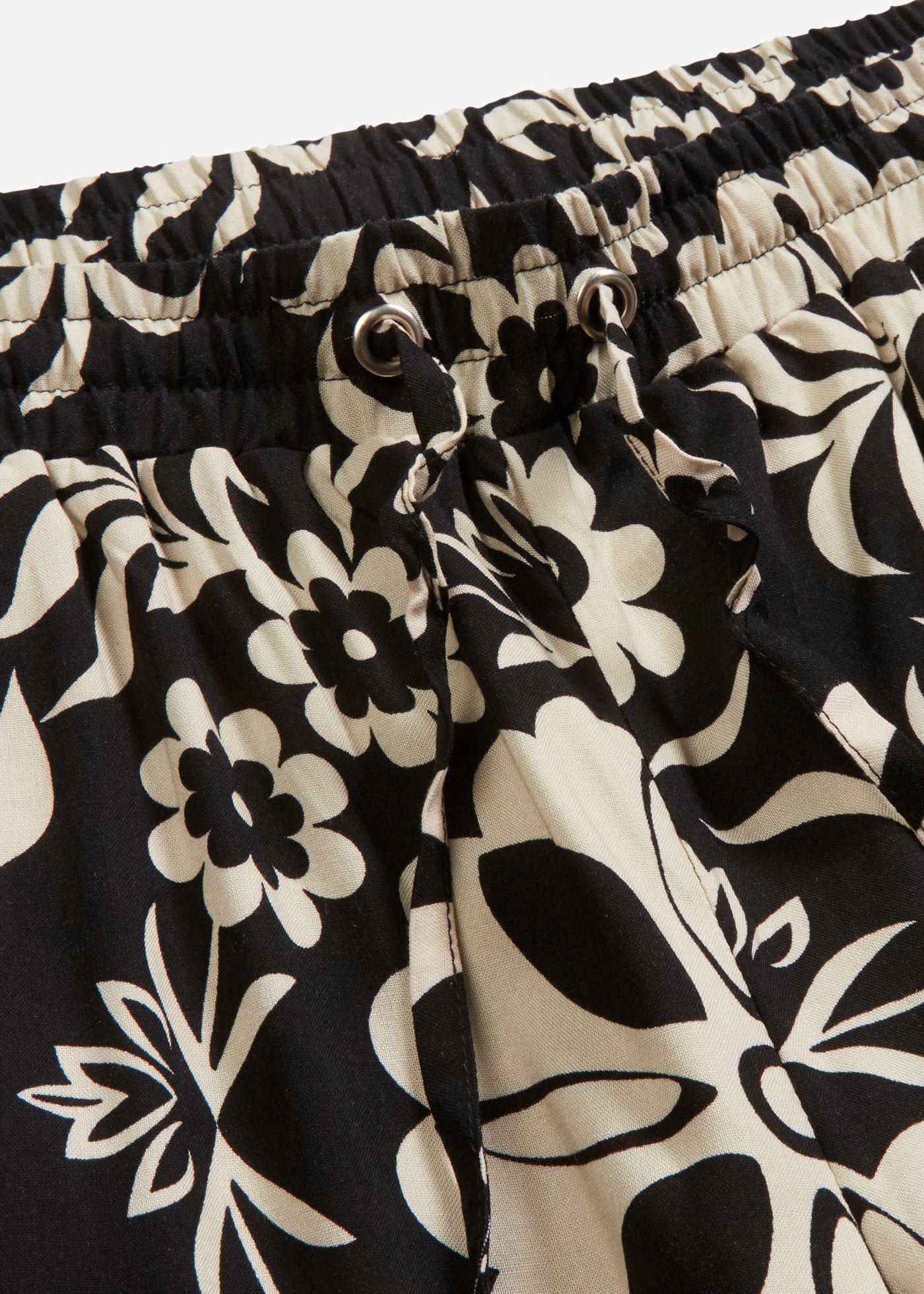 bonprix Marlene-Hose »Marlenehose aus fließender Viskose«  Marlenehose aus fließender Viskose