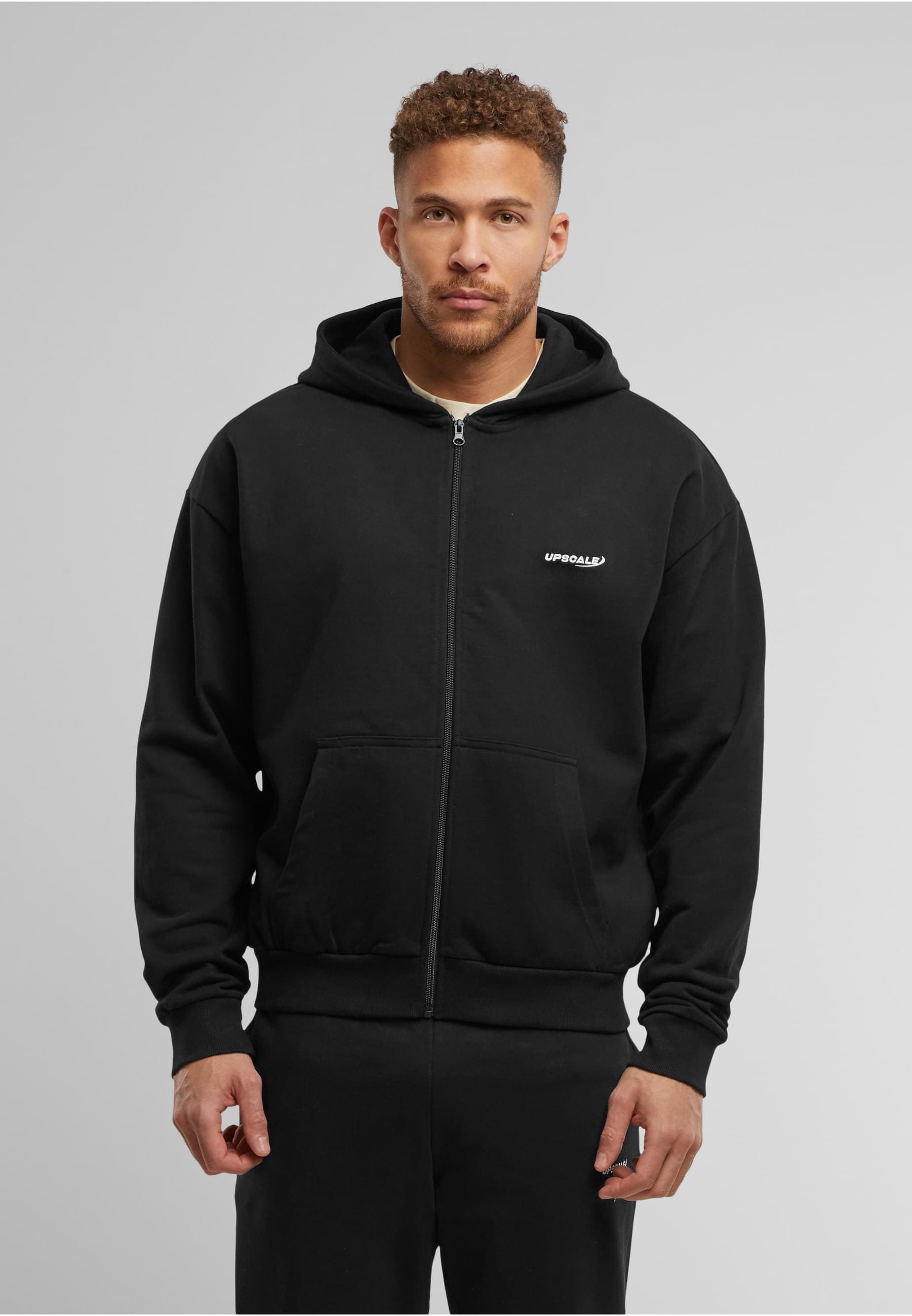 Upscale by Mister Tee Sweatjacke »Upscale by Mister Tee Upscale Core EMB Oversize Zip Hoody«
