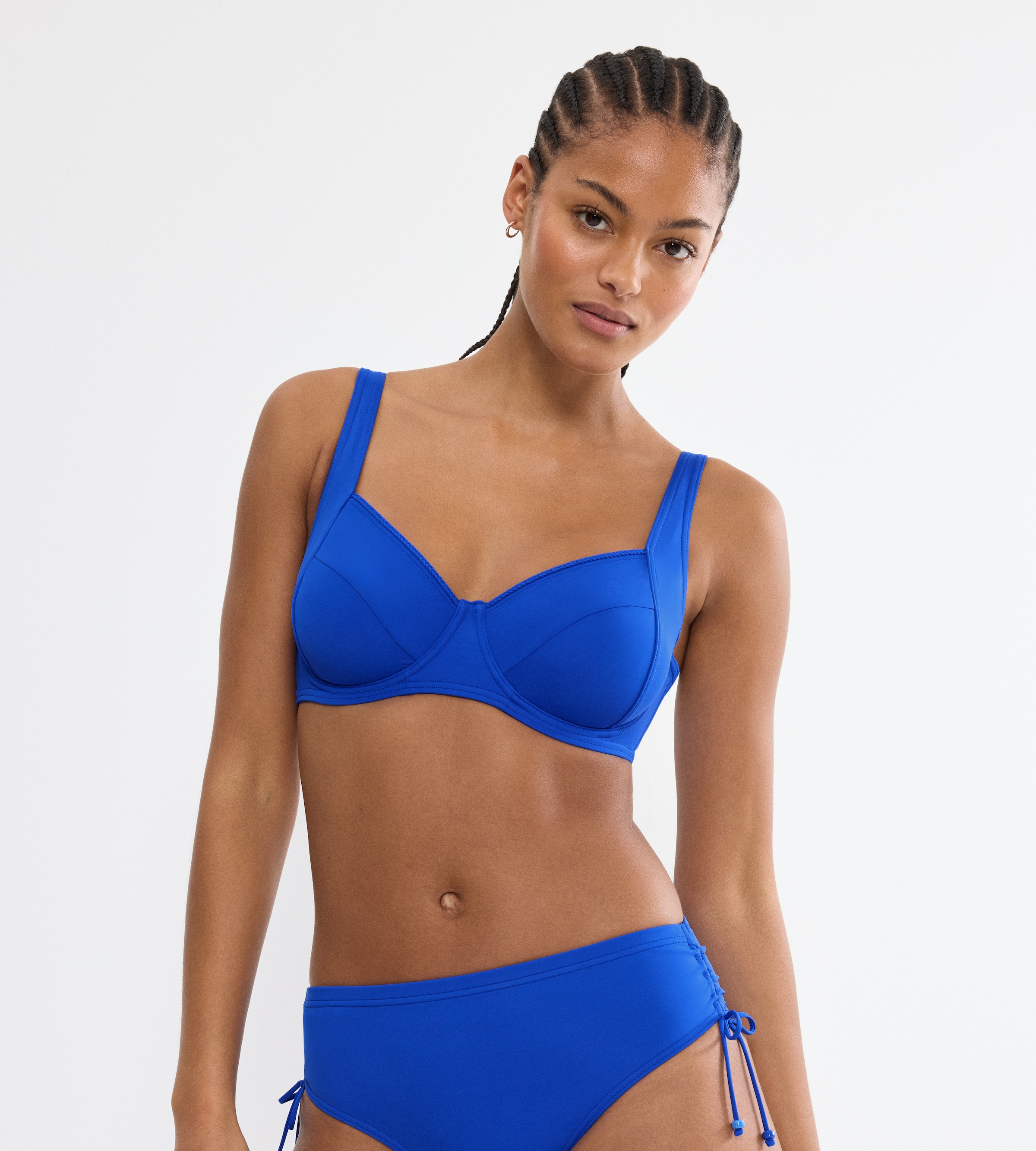 Triumph Bügel-Bikini-Top "Summer Twist W 01" Minimizer - verkleinert die Brust optisch um eine Cup-Größe